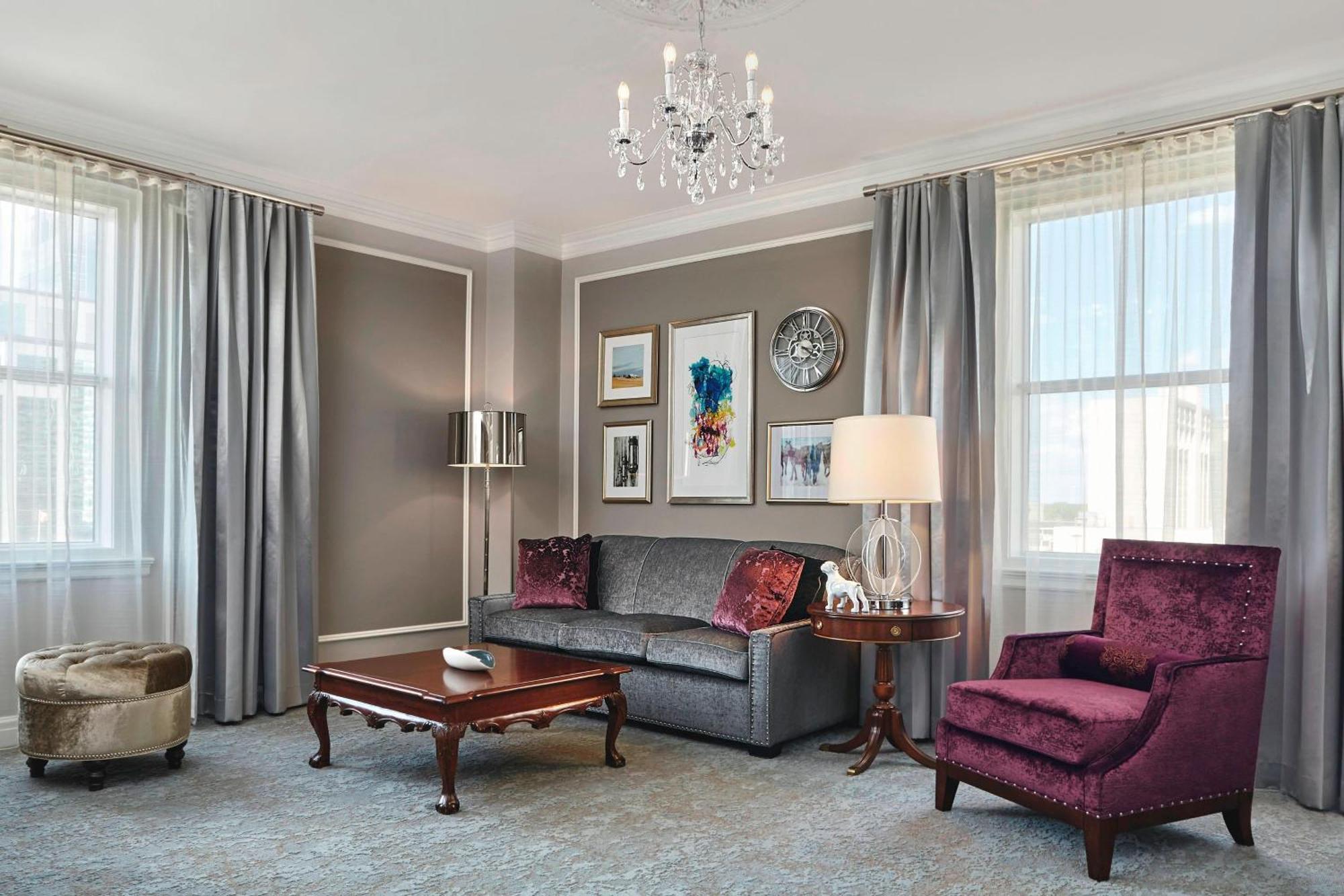 Deluxe Suite