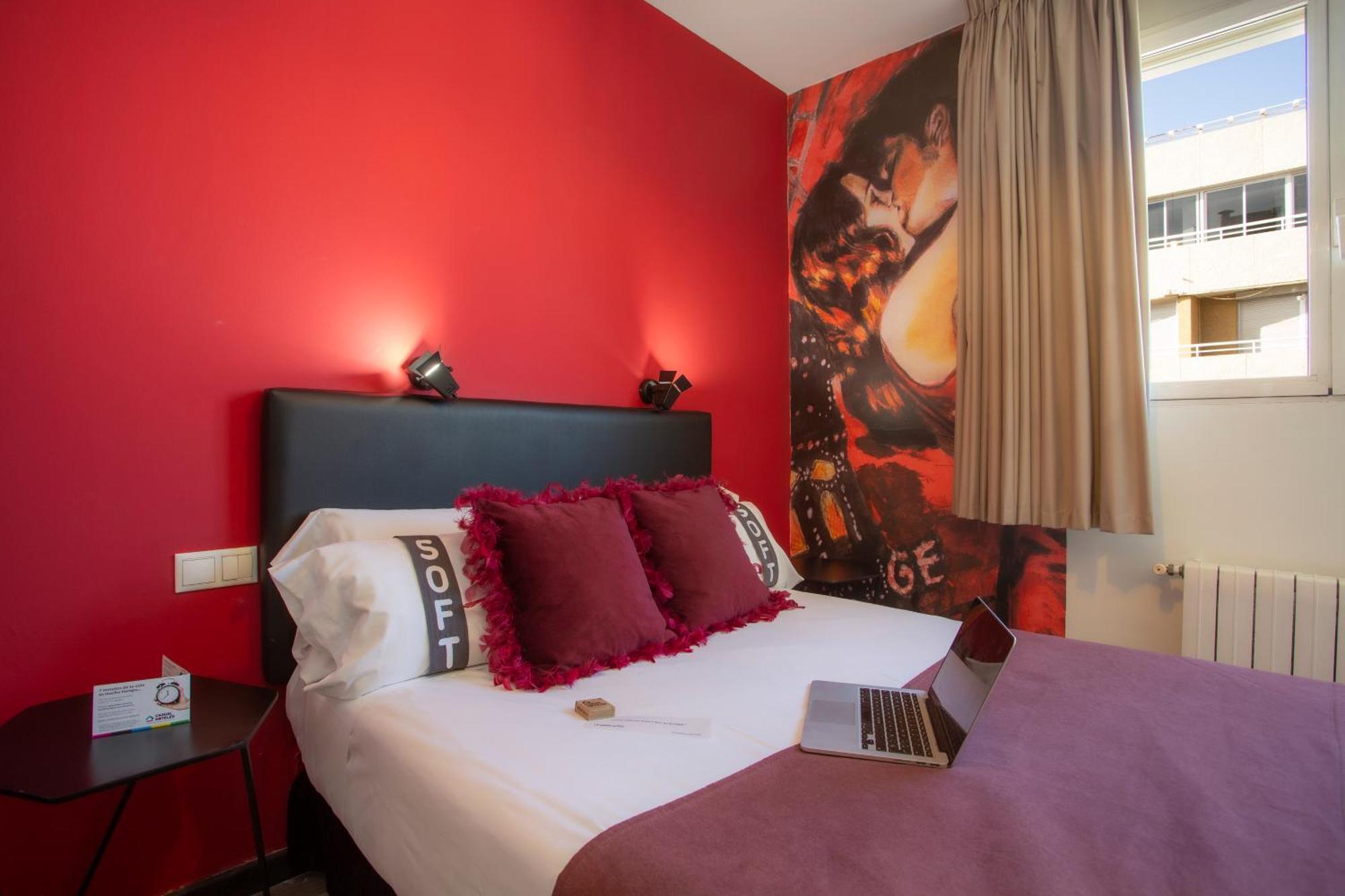 Interior Economy Twin Room