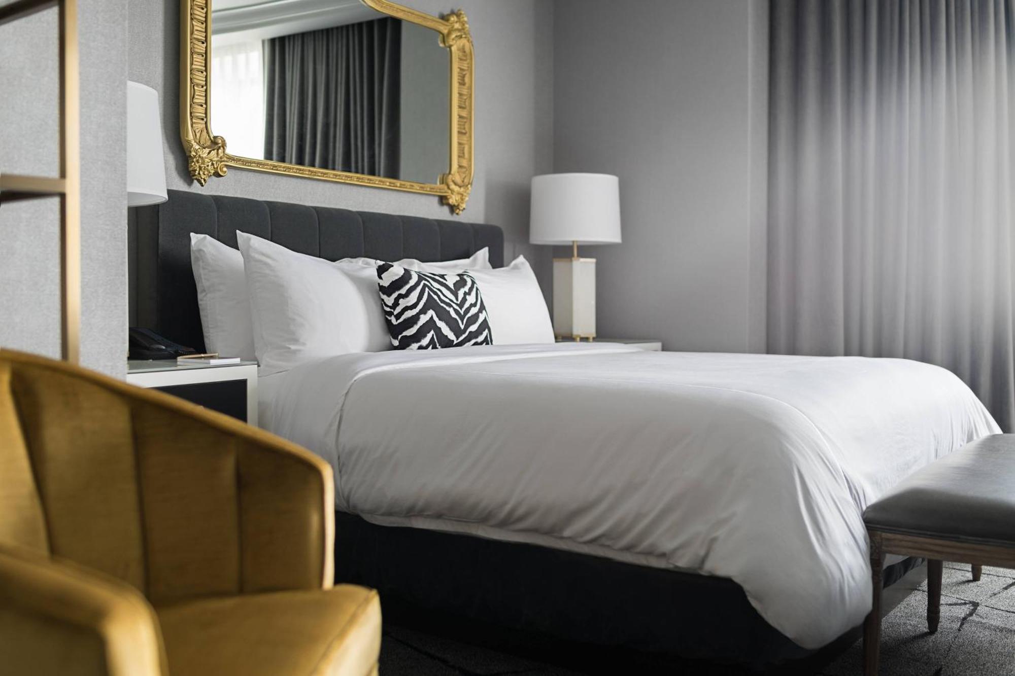 Guest room King River view