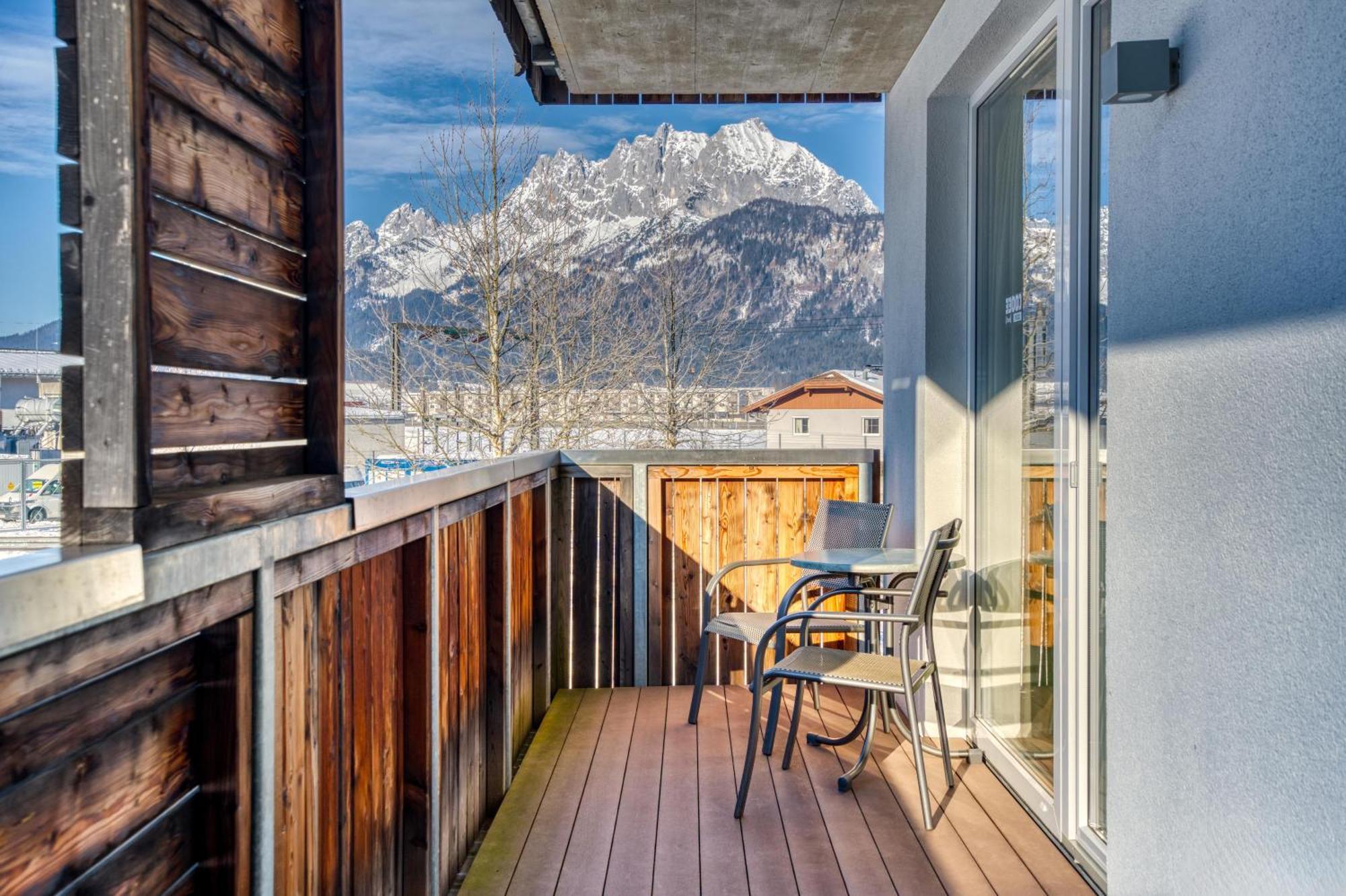Family Room Mountain View