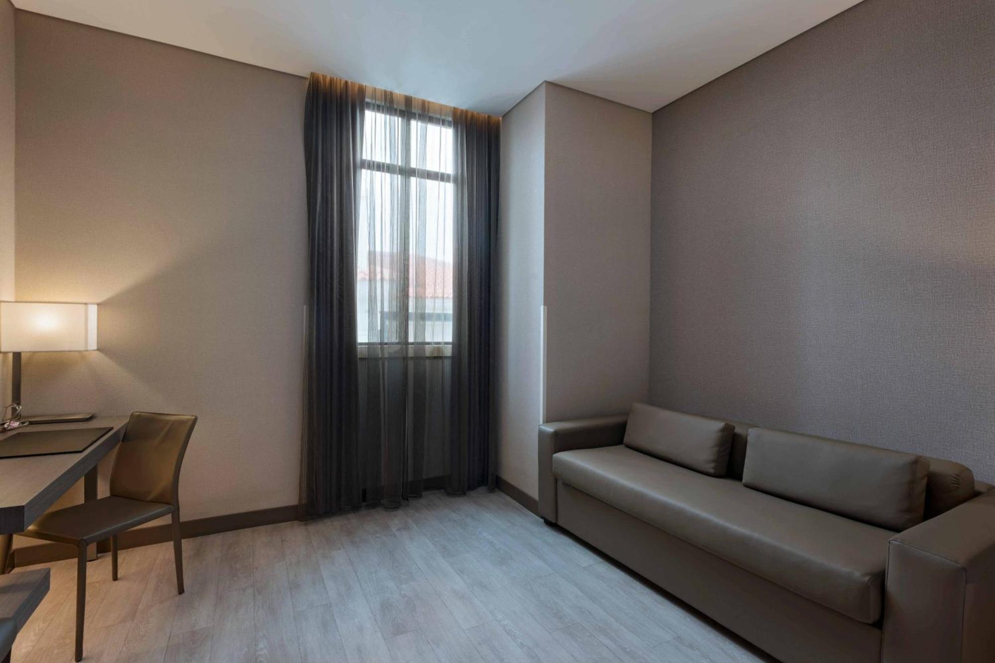 King Guest Room