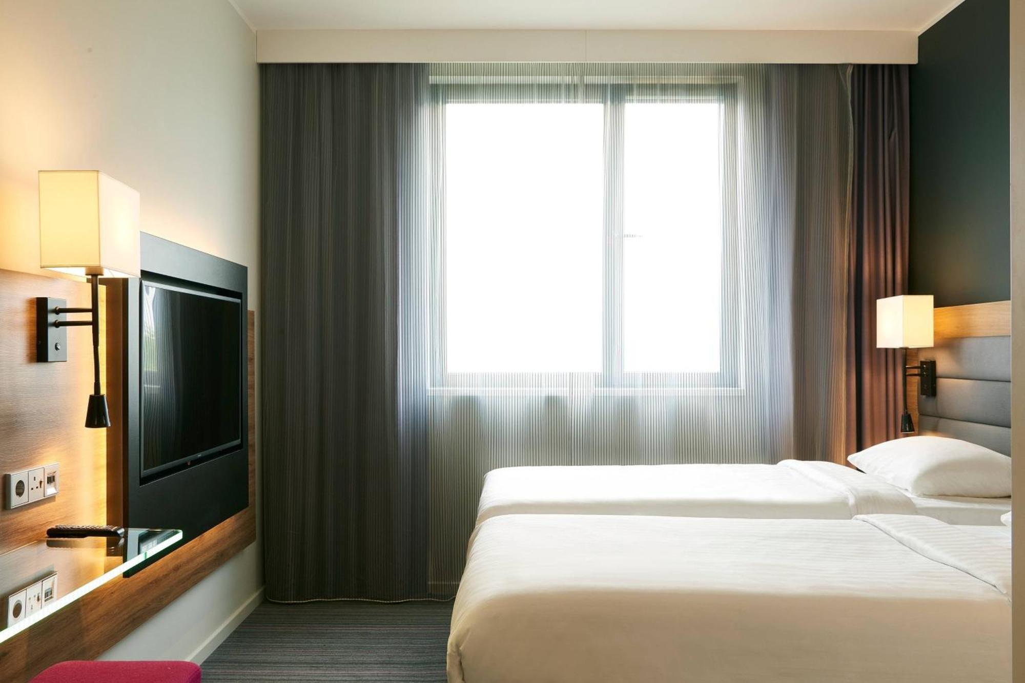 Moxy Double Sleeper Guest room 2 Twin or Single Beds,1643198832:JPEG