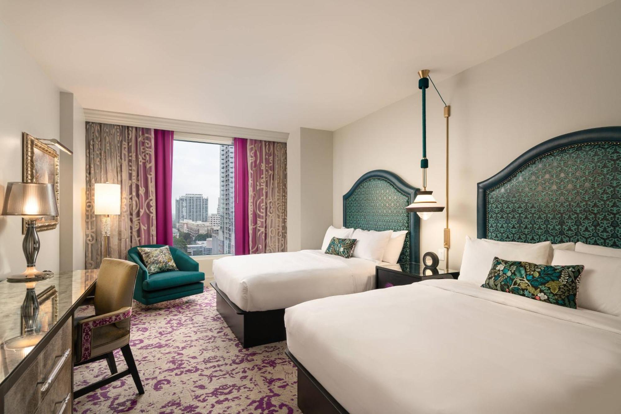 Queen Room Two Queen Beds City view