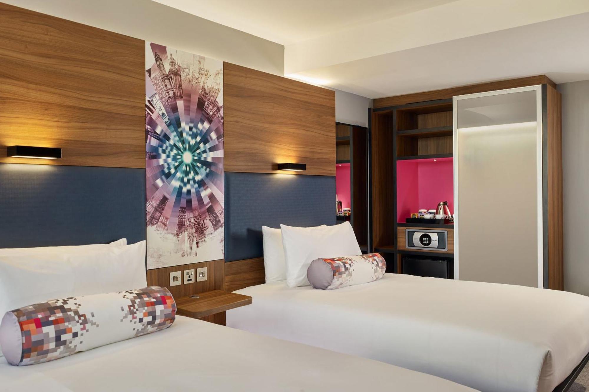 Aloft Guest room 2 Twin or Single Beds