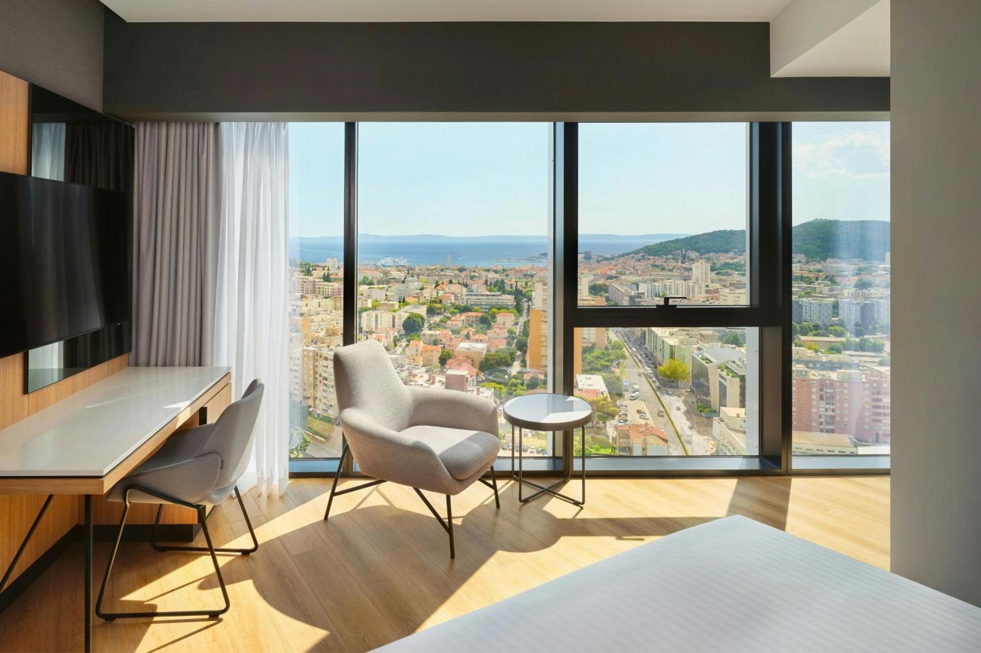 Superior King Room Sea view
