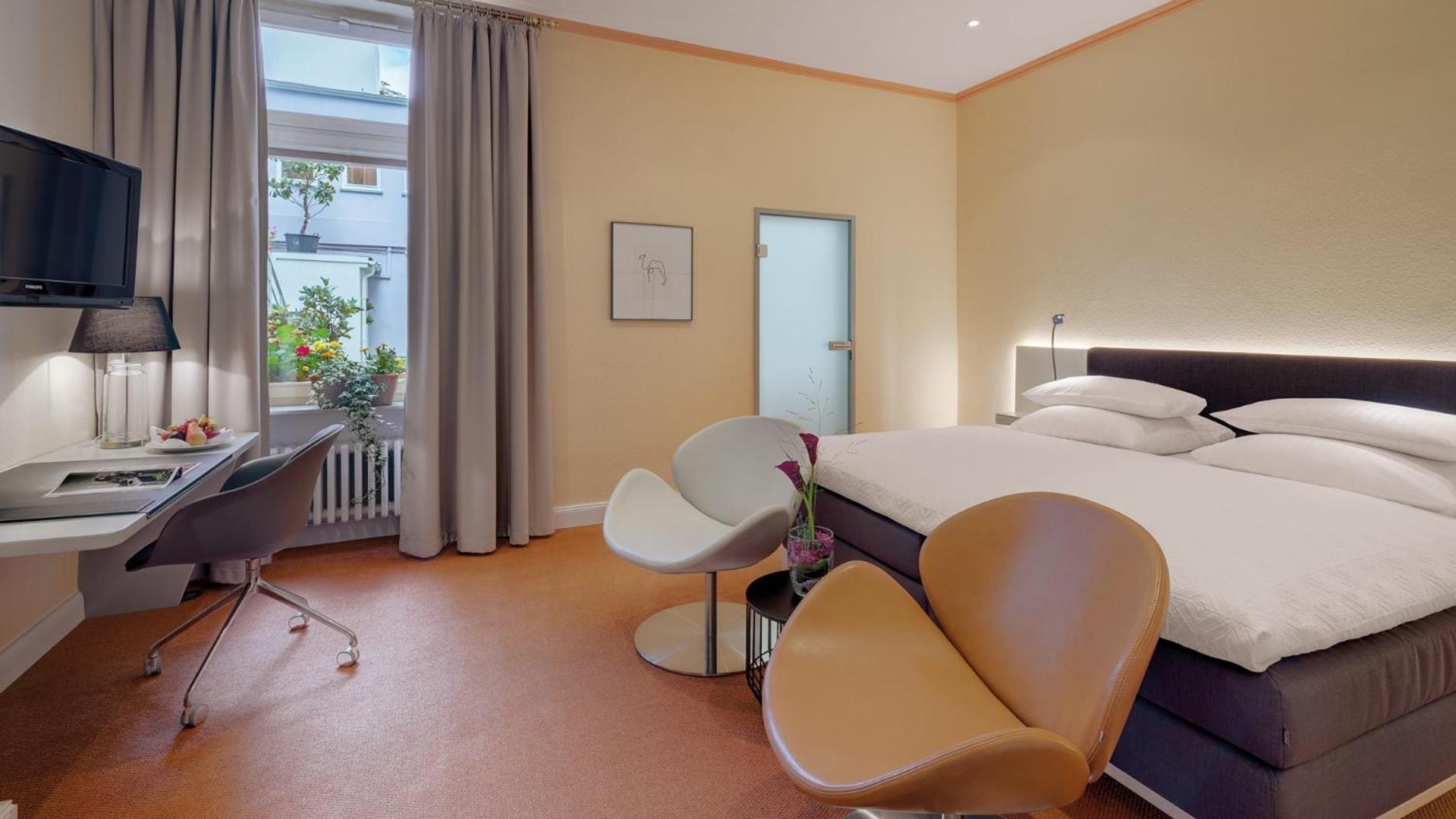 Standard Doppelzimmer mit Blick auf den Innenhof