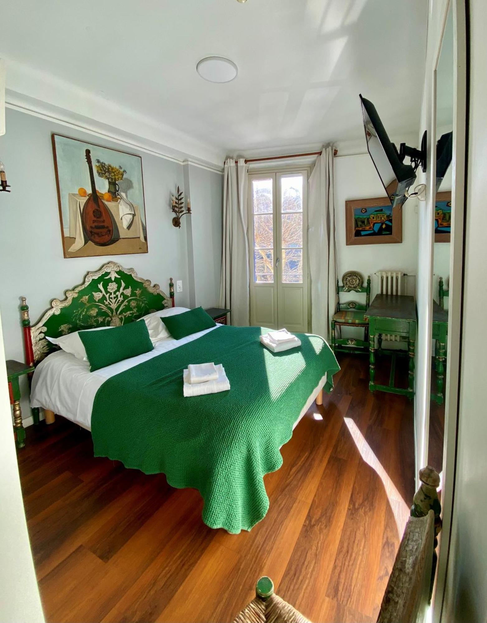 Double Room frontage