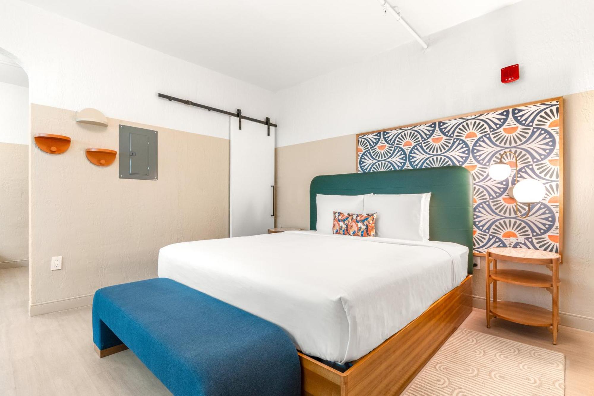 Superior King Suite