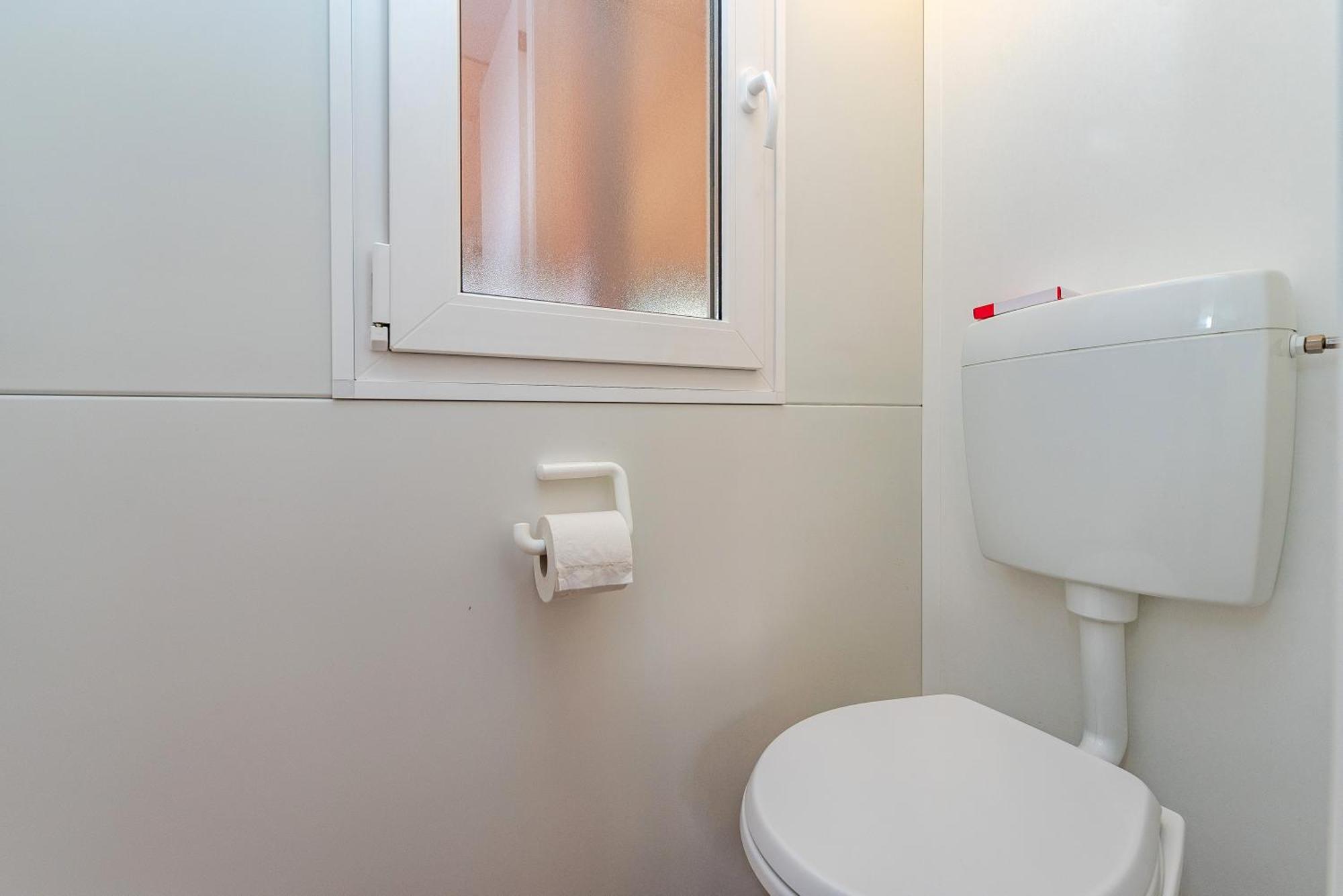 Familienmobilheim (6 Erwachsene + 2 Kinder)