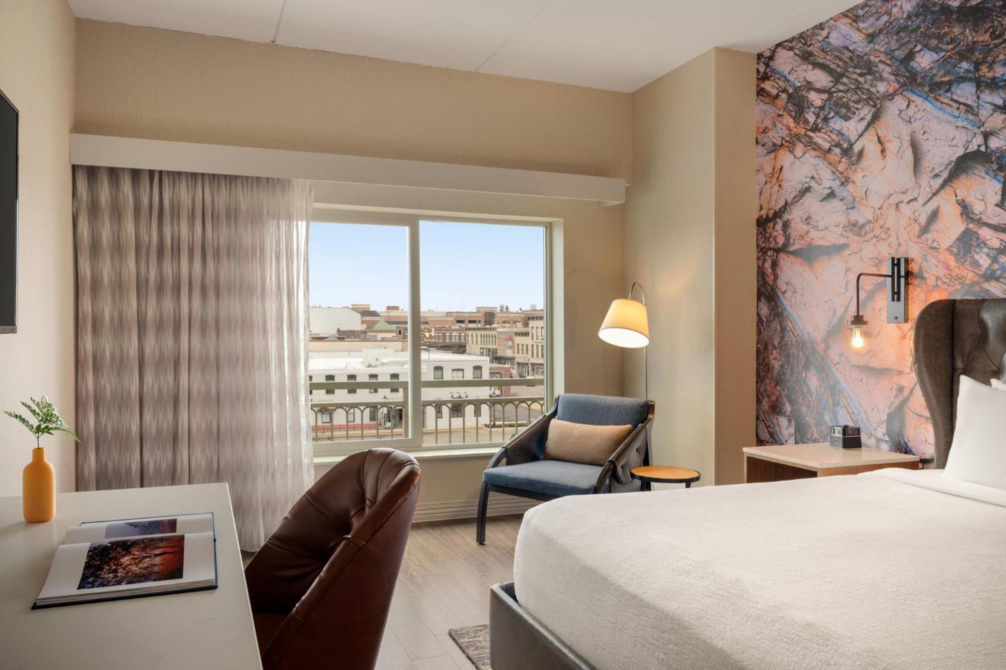 Standard King Room River View,1644449878:JPEG