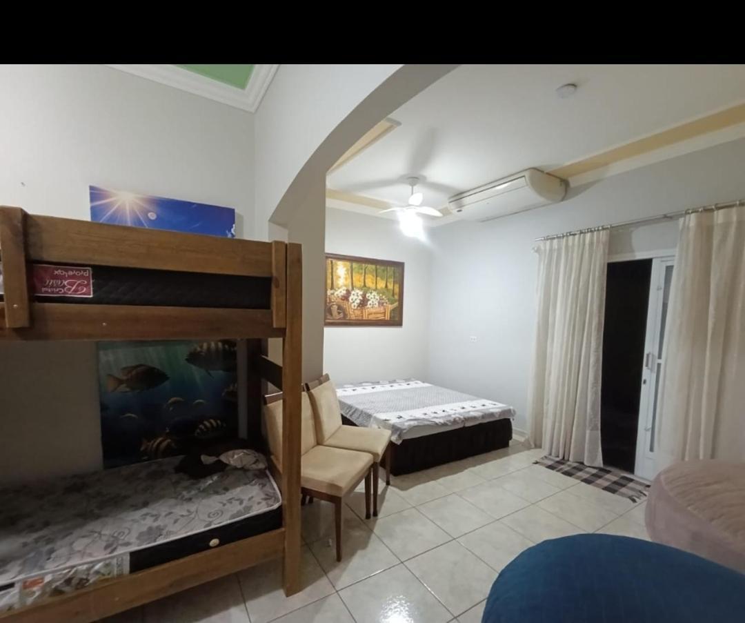 Quarto Família