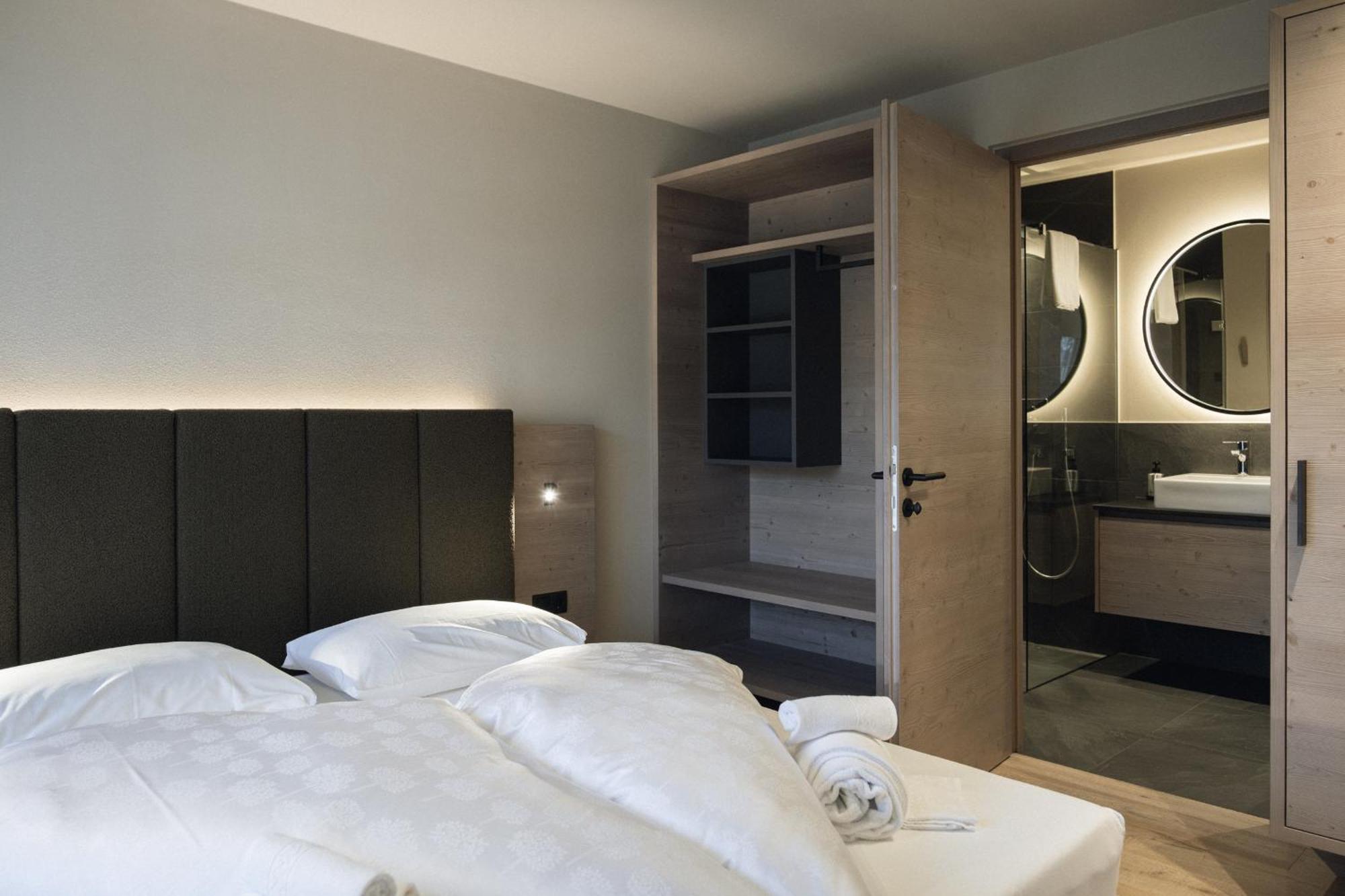 Junior Suite Mountain View