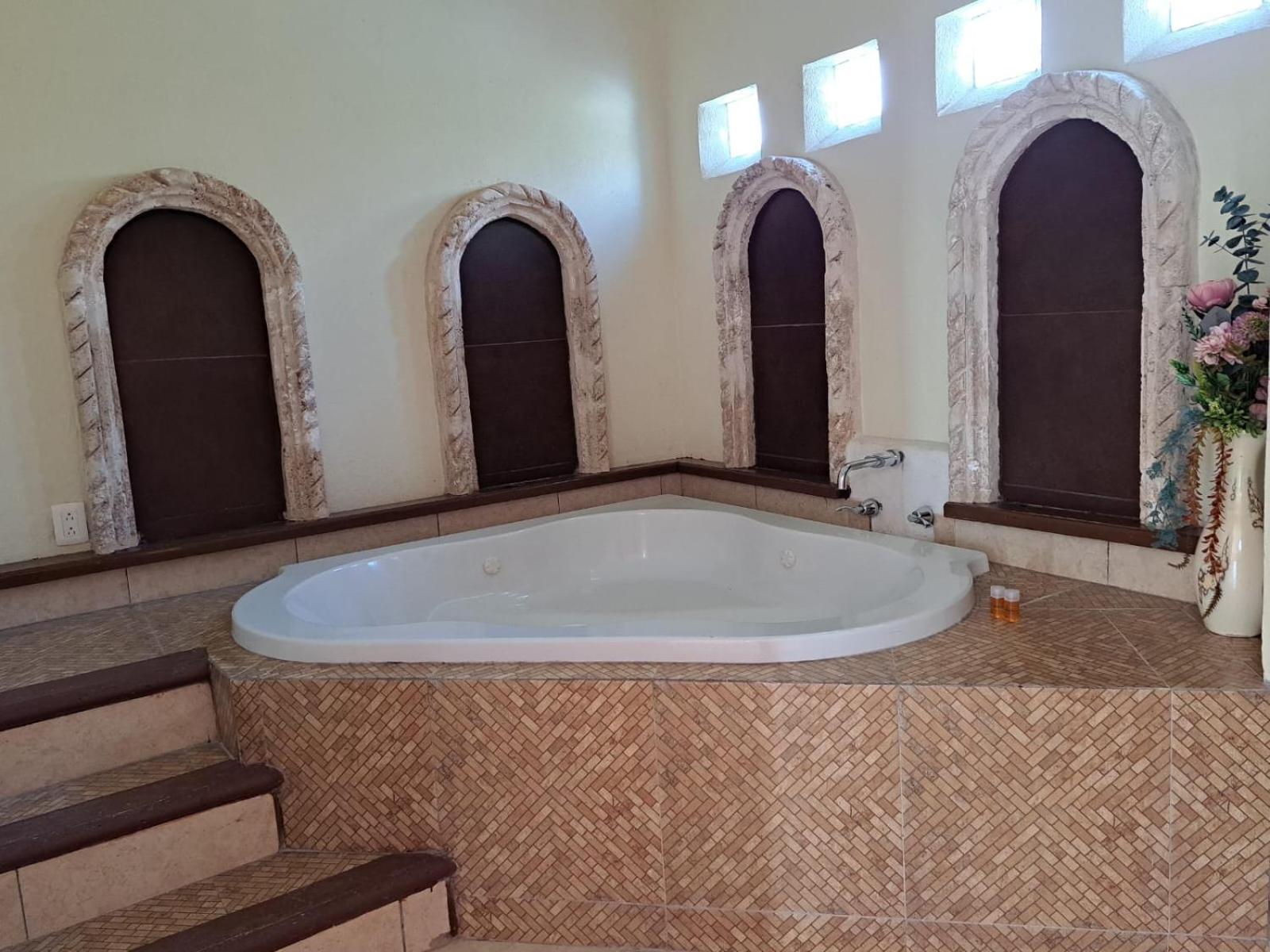 Deluxe King Suite