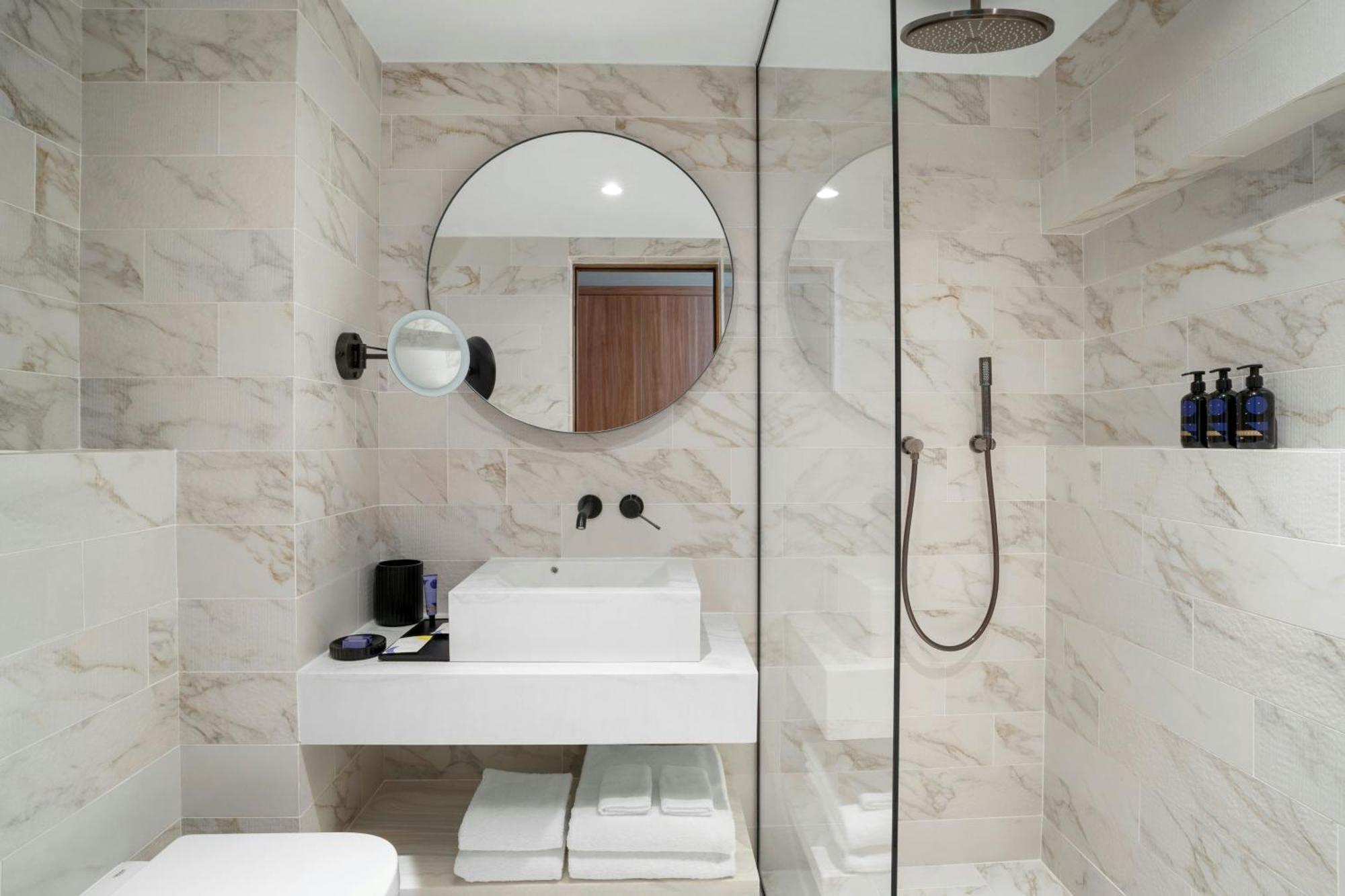 SOL Twin Room