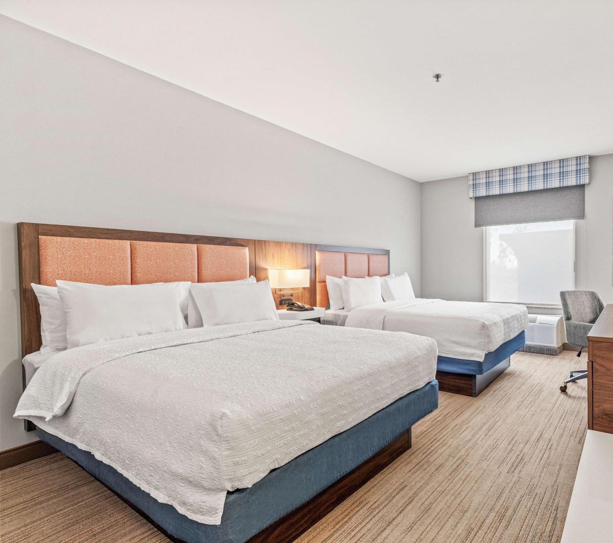 Queen Room Two Queen Beds