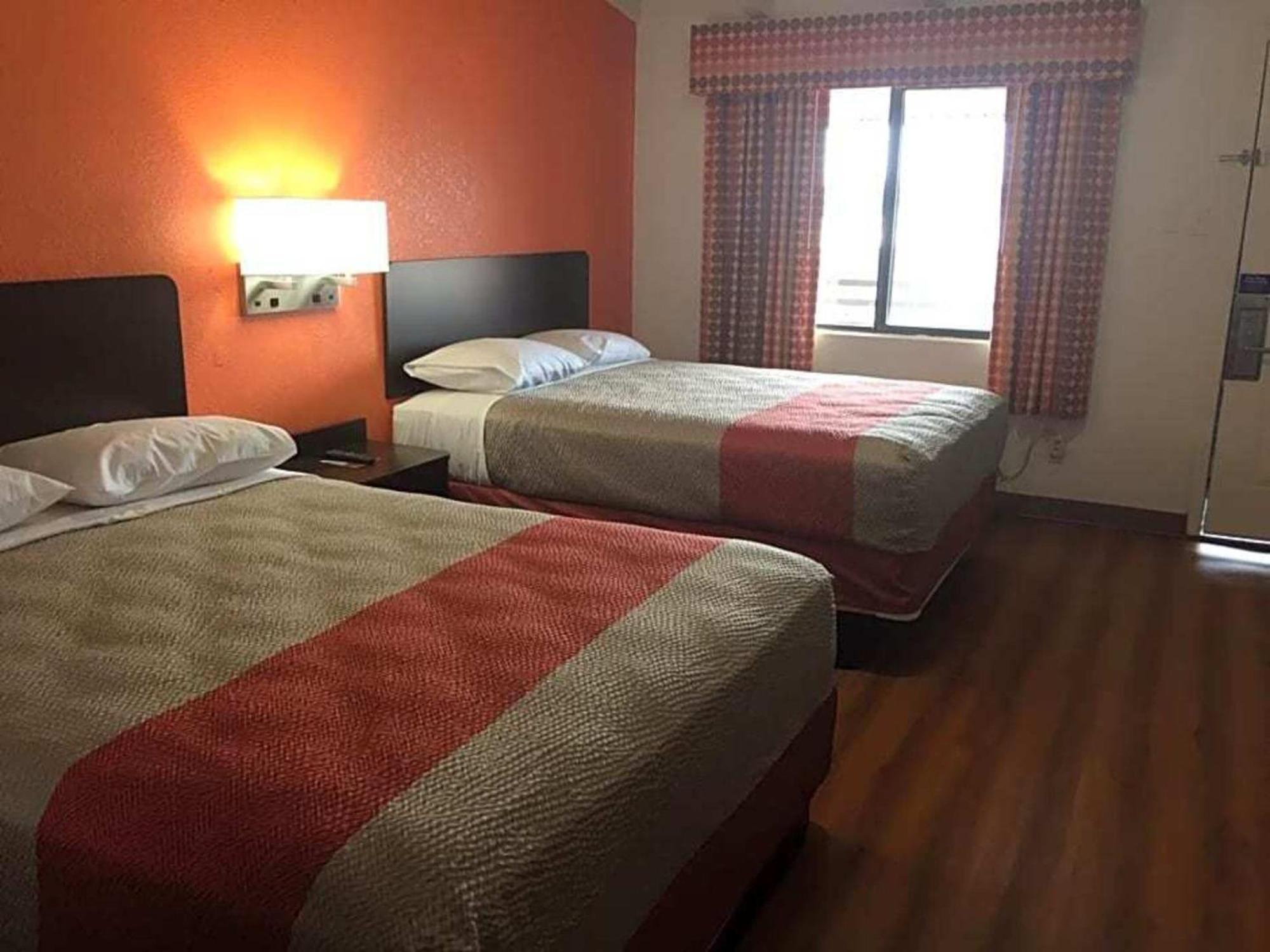 Deluxe Queen Room Two Queen Beds