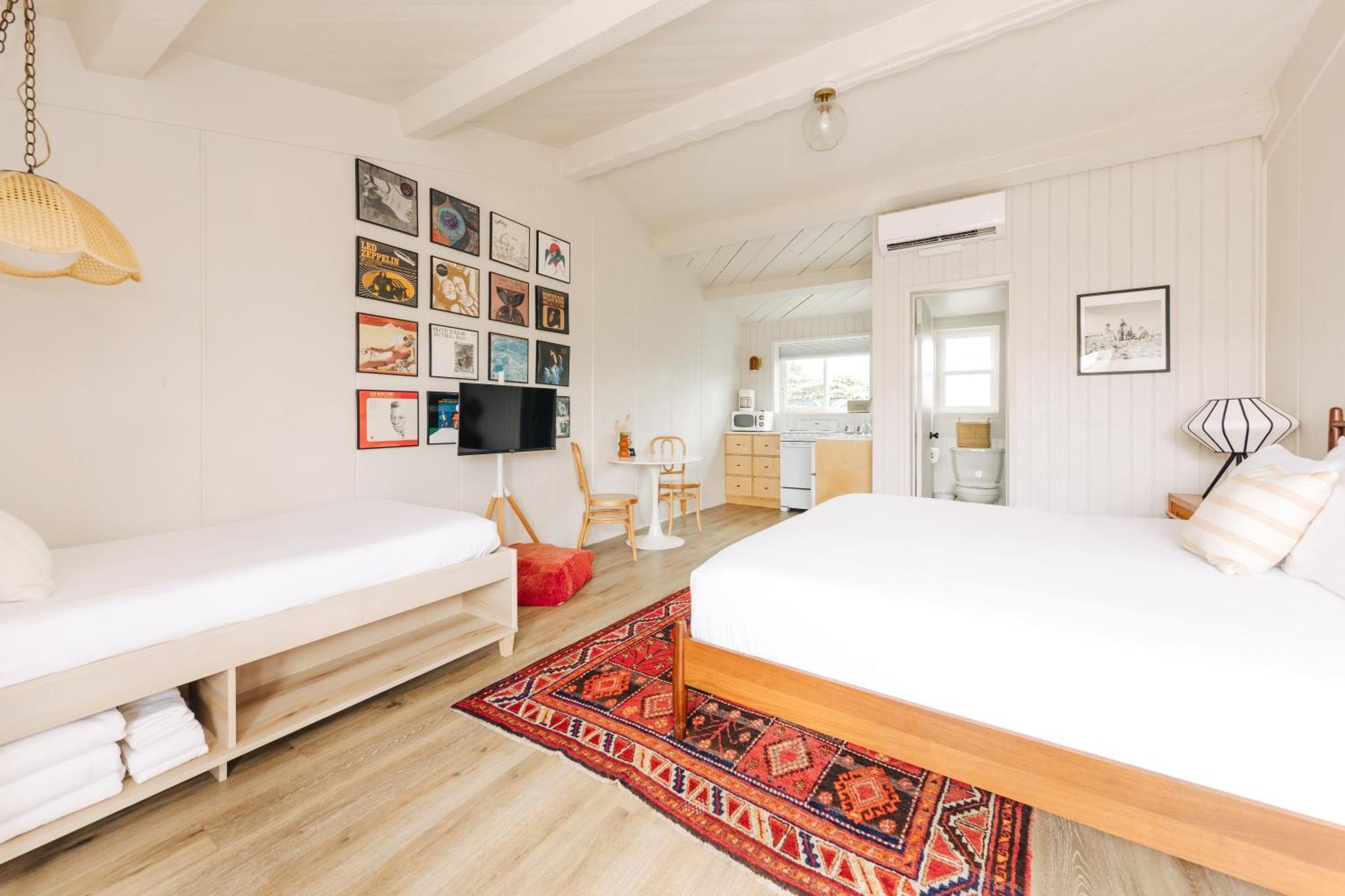 Deluxe King Suite