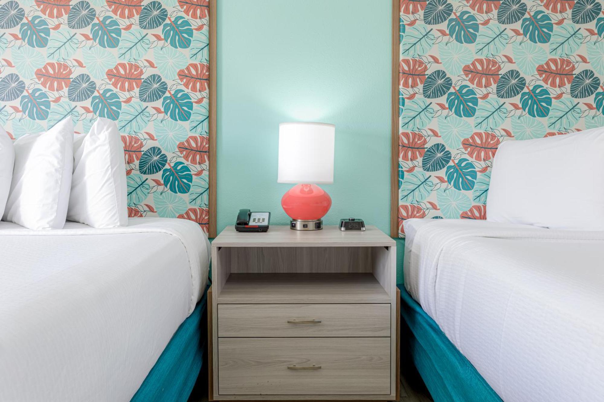 Standard Queen Room Upper Floor