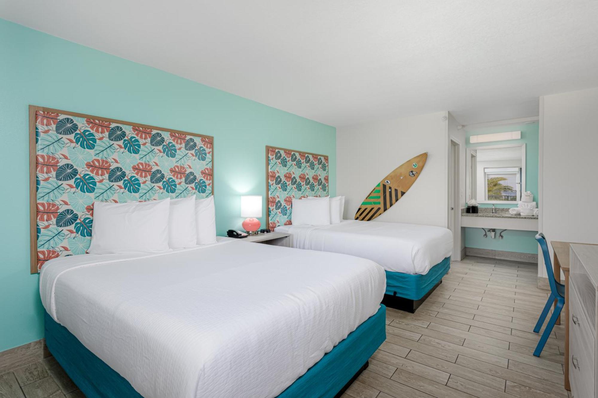 Standard Queen Room Upper Floor