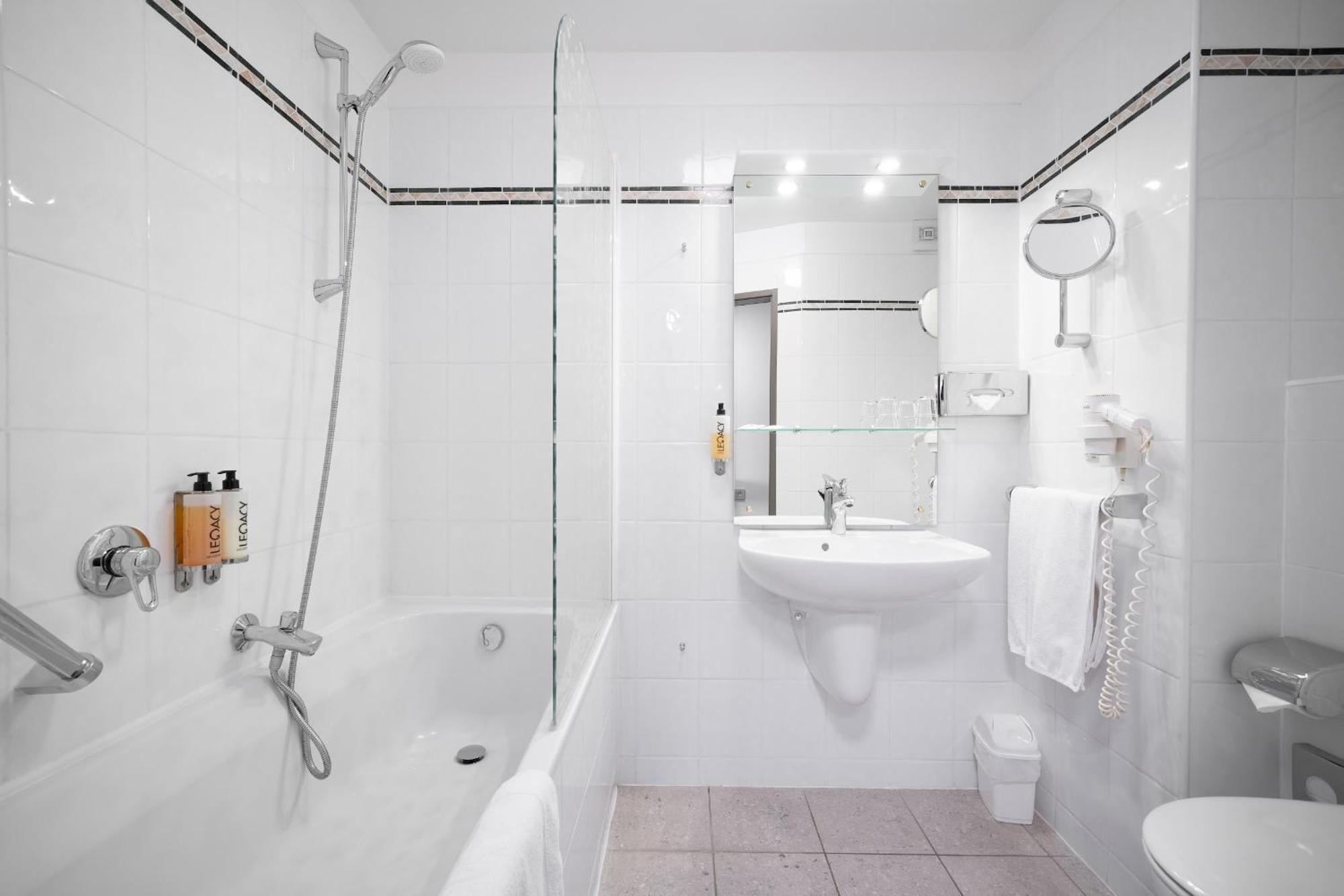 Standard Double Room with Bath