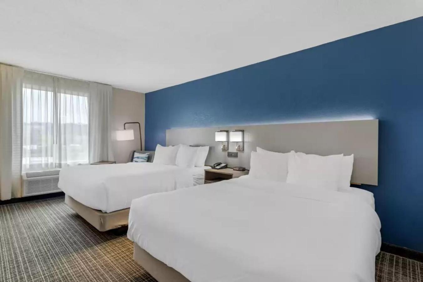 Standard Queen Room with Two Queen Beds - Non-Smoking