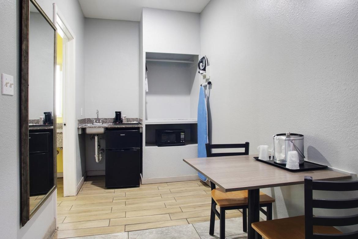 2 Queen Standard Suite 2nd Floor