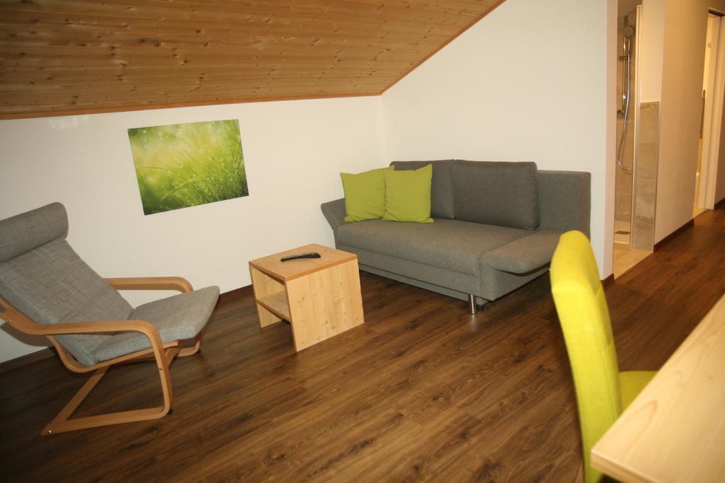 Family Room Balcony,164759328:JPEG
