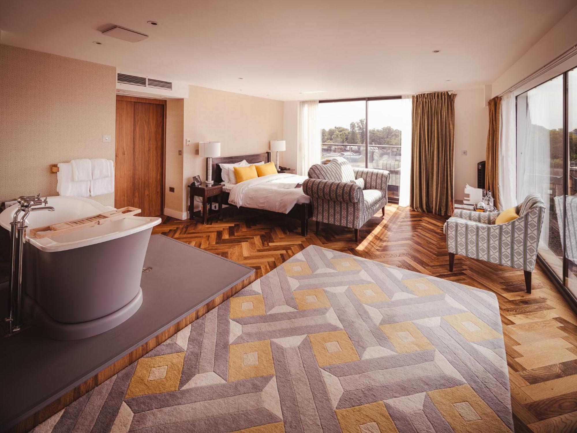 Senior Fellows Suite