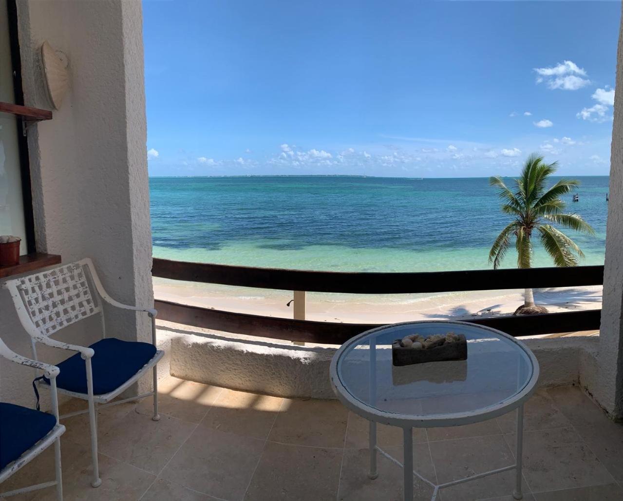 One-Bedroom Apartment Oceanfront