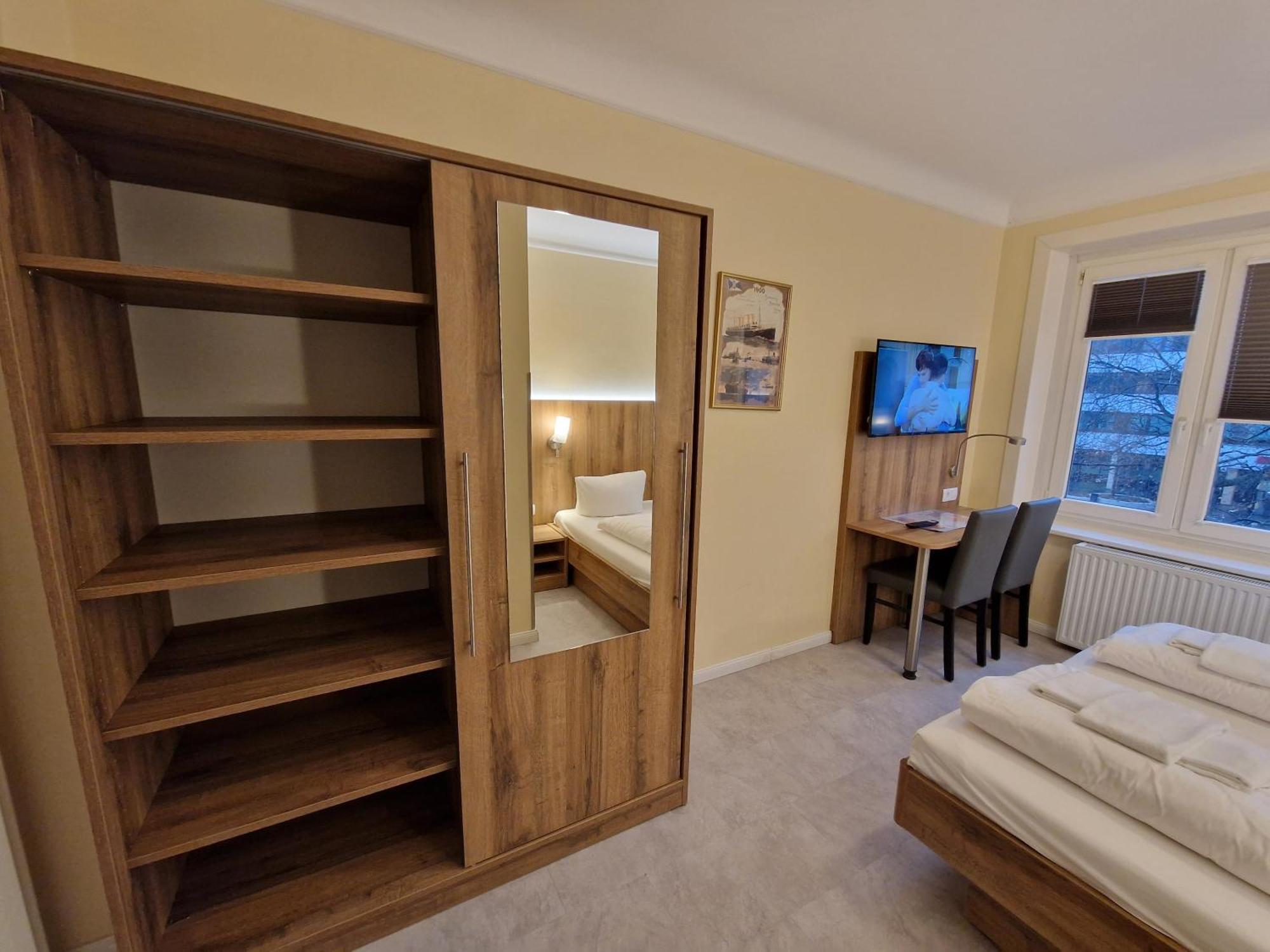 Double Room Private External Bathroom