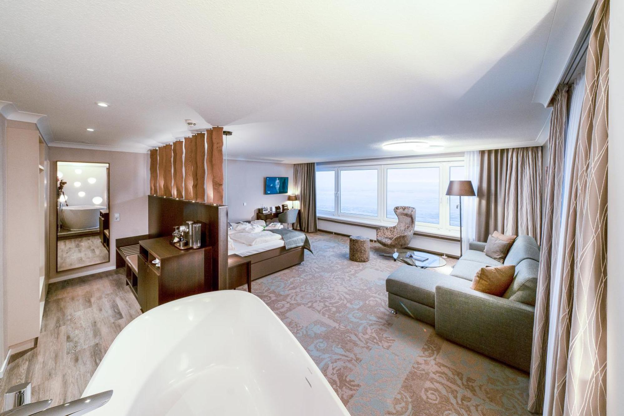 Suite with Sea View