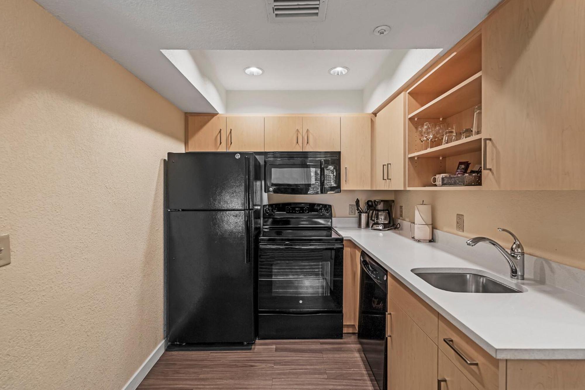 One Bedroom King Suite