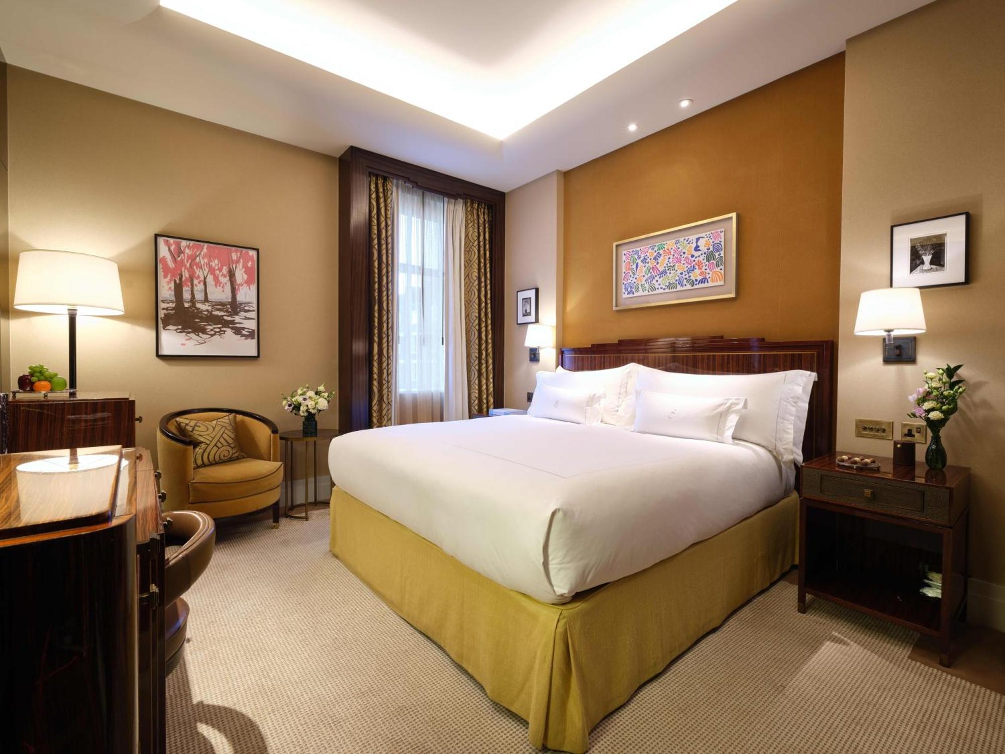 Superior Grand Room
