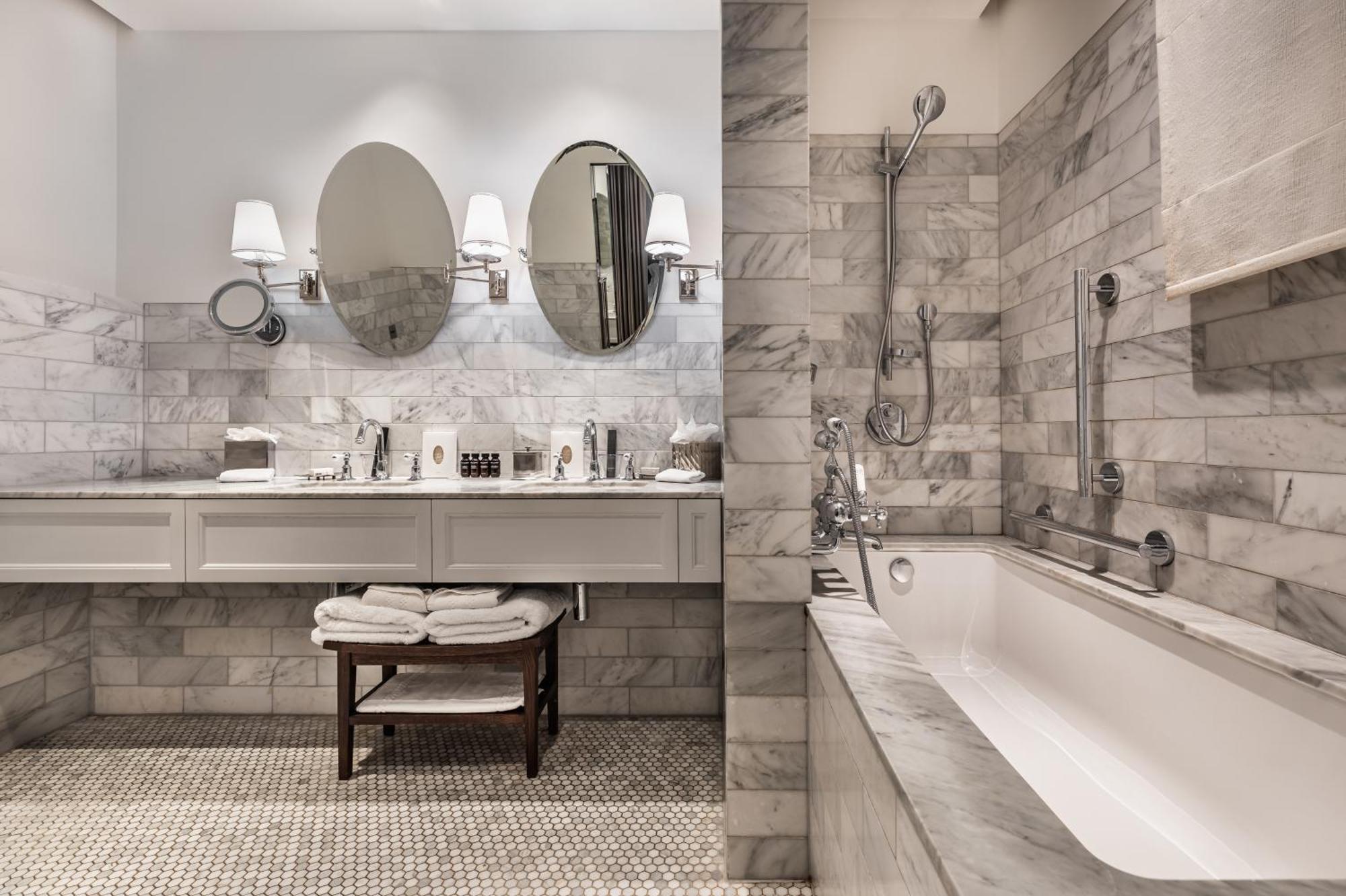 Gingko Suite