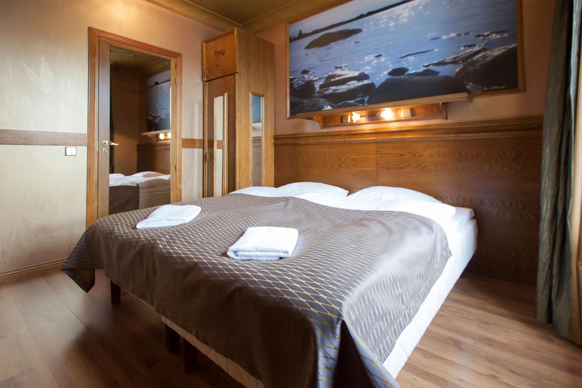 Superior Twin Room with Sauna