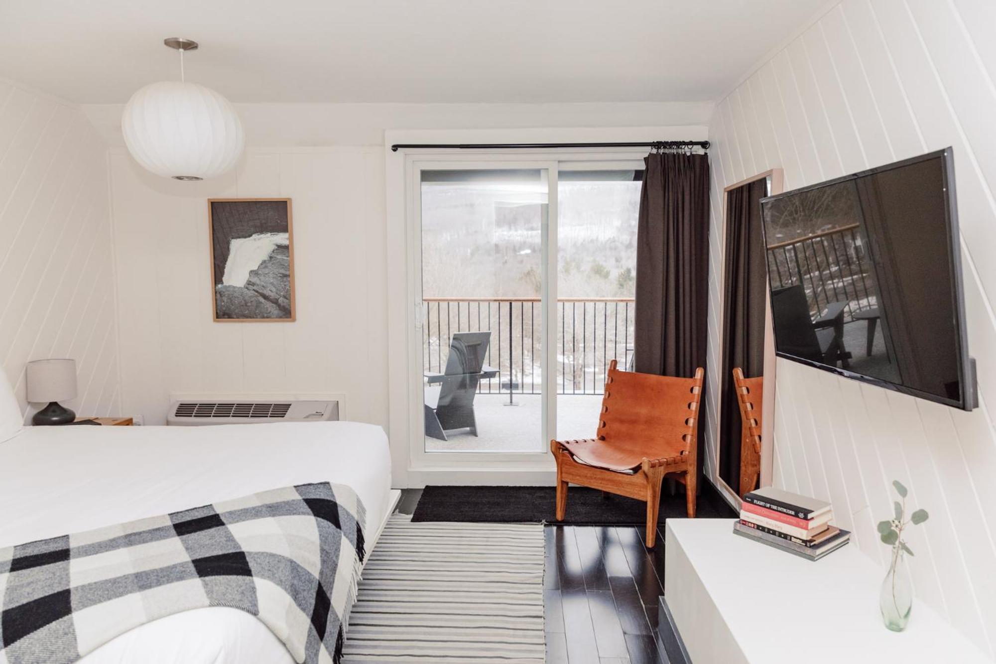 Mountain King Room