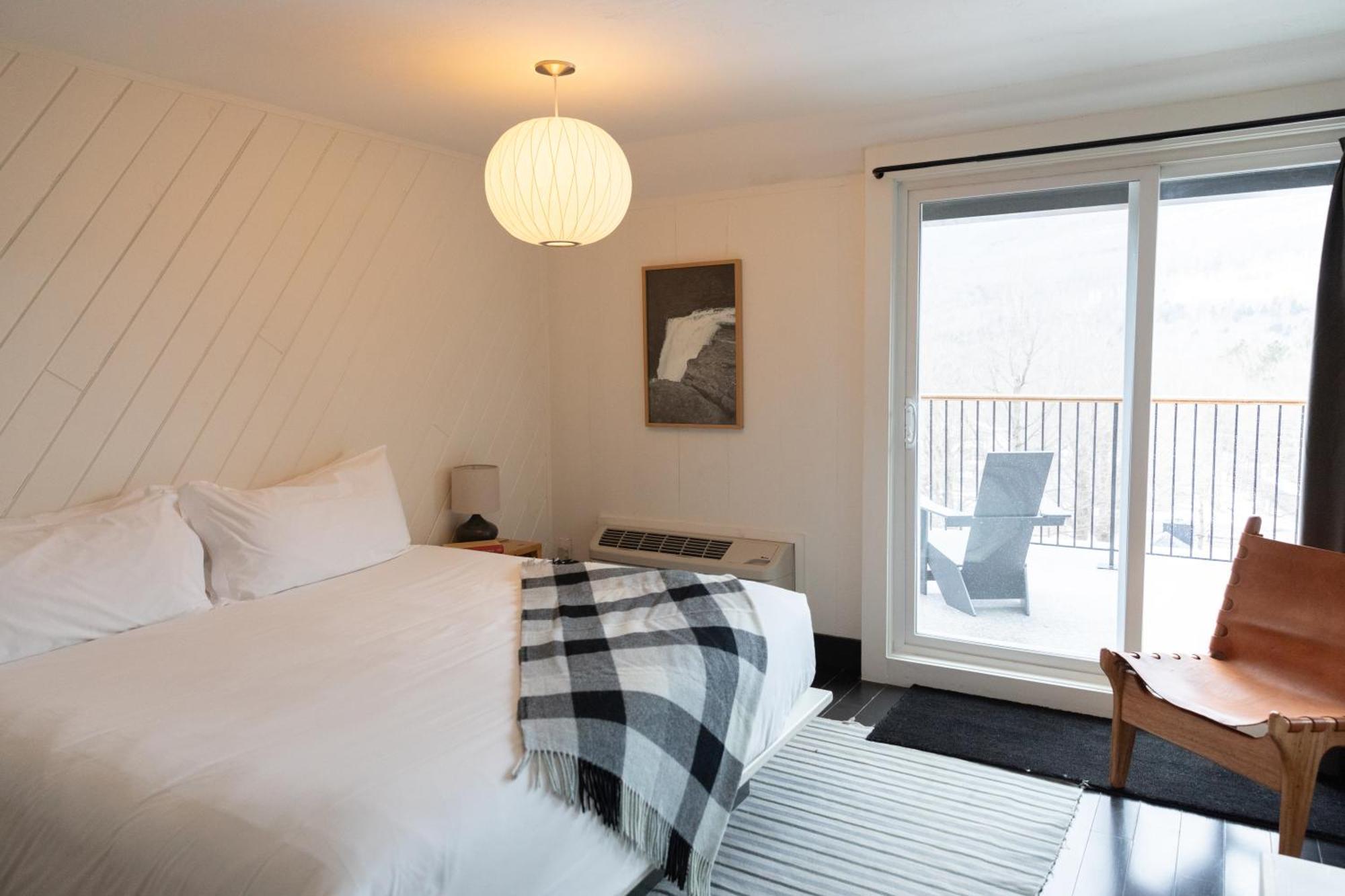 Mountain King Room