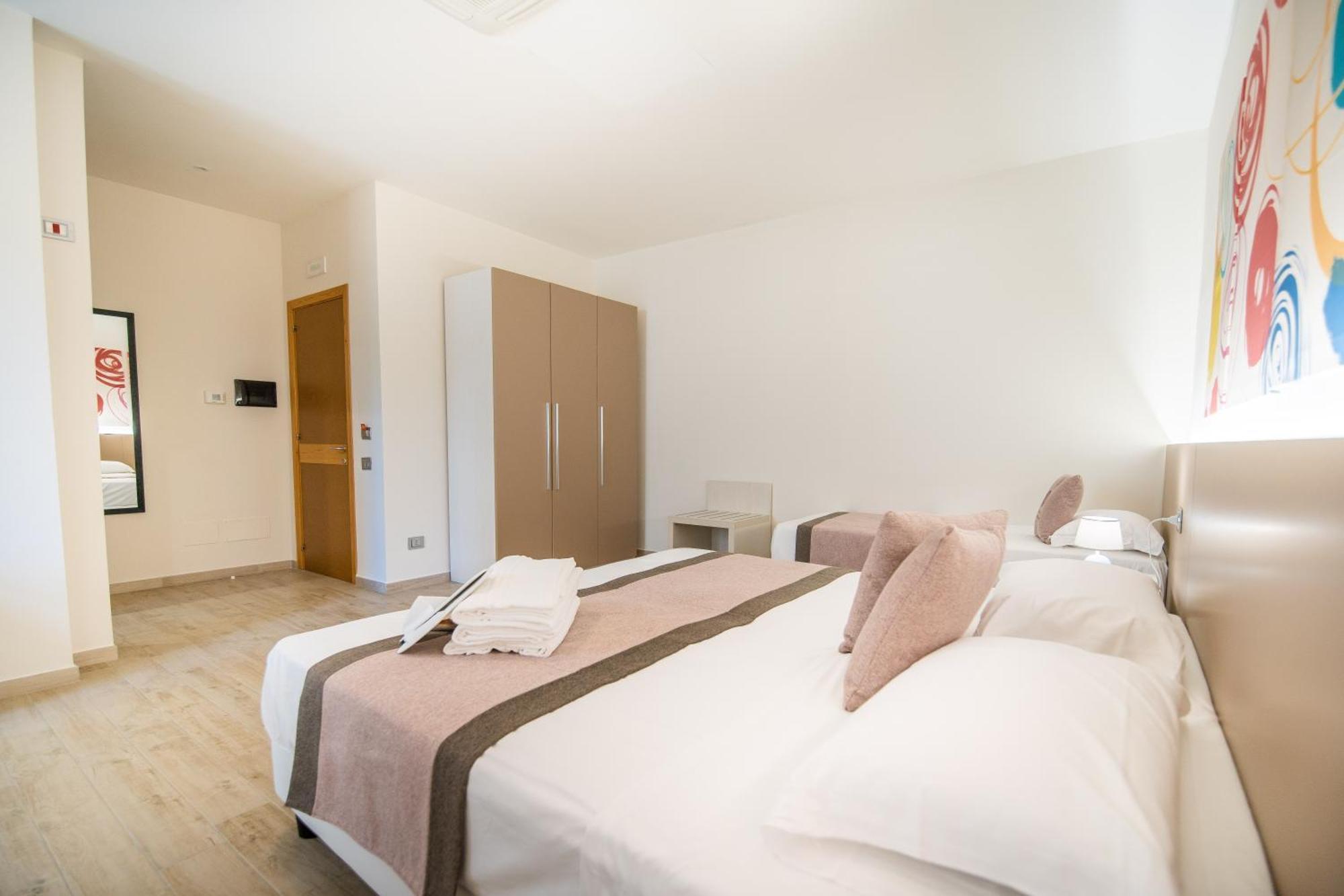 Classic Quadruple Room