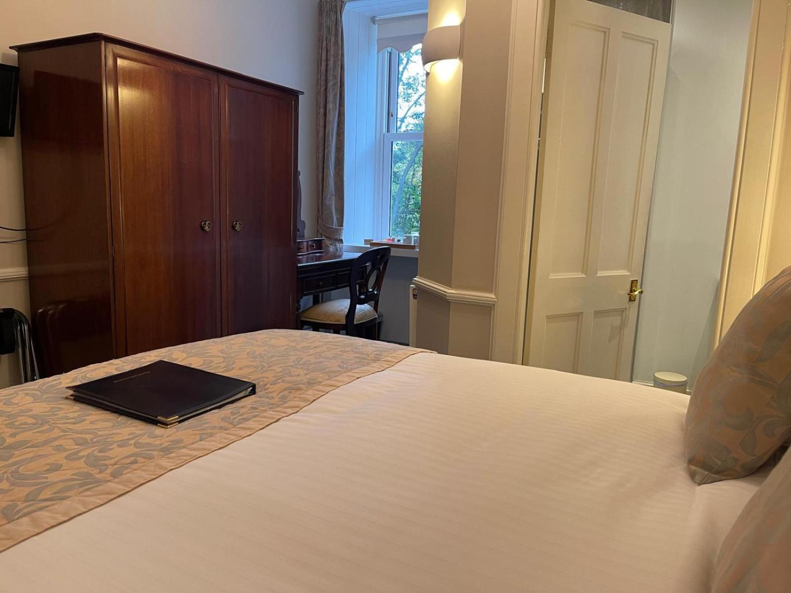 Standard Double Room ensuite