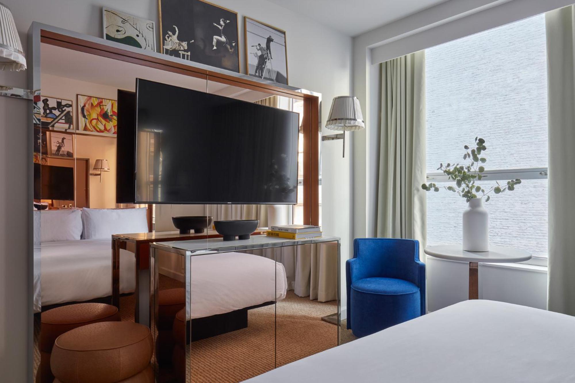 Standard King Room