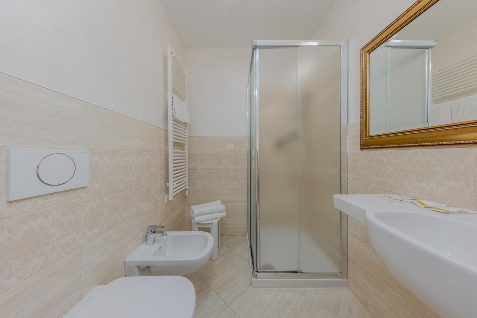 Economy Single Room