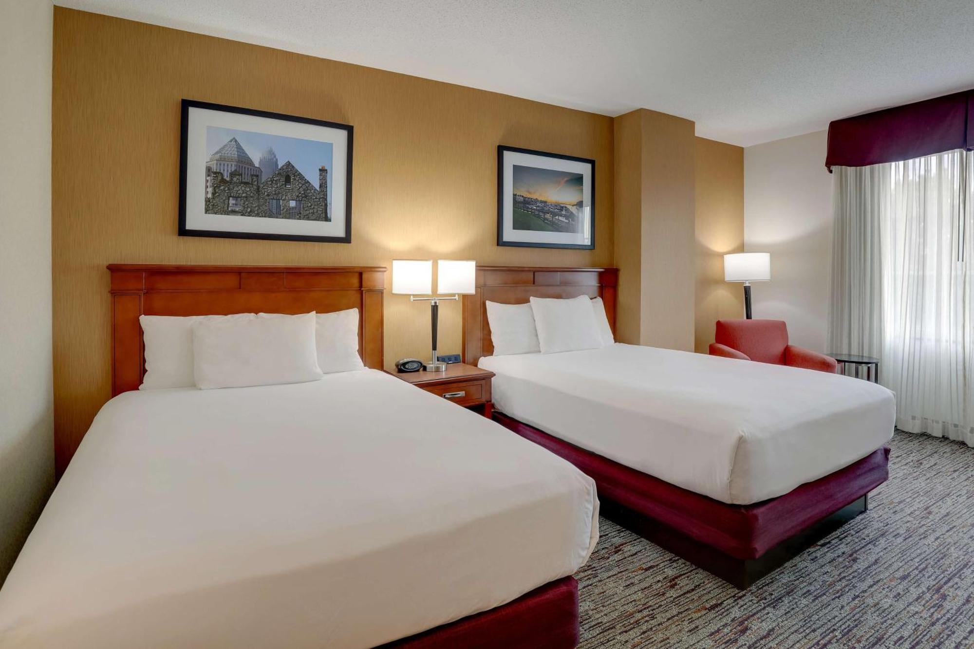 Deluxe Queen Room Two Queen Beds