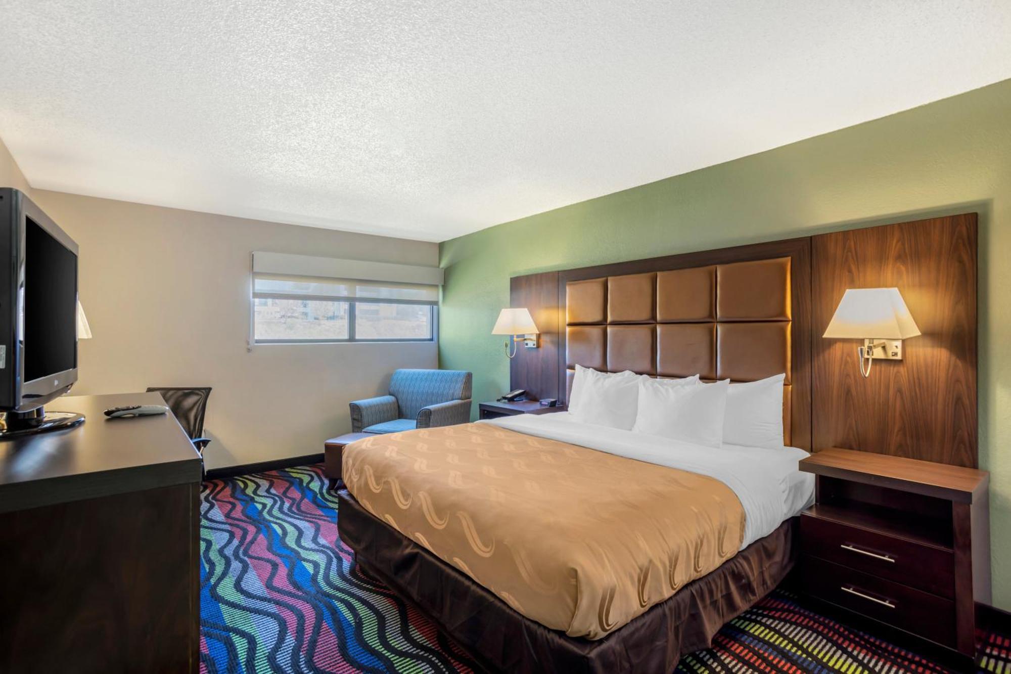 King Room - Accessible/Non-Smoking