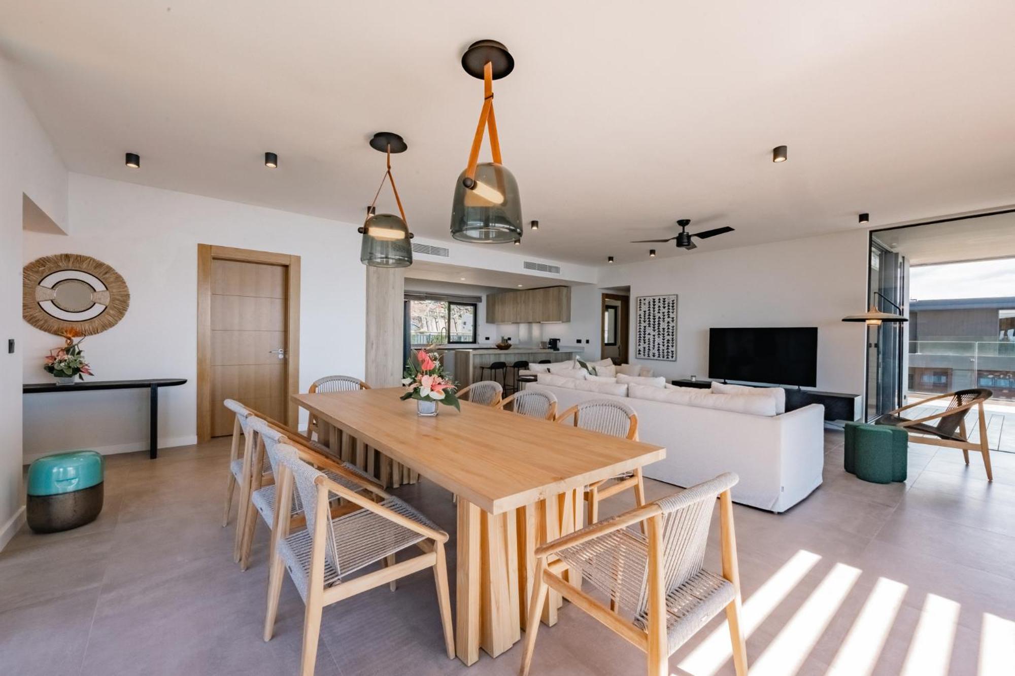 Legend Oceanview Penthouse