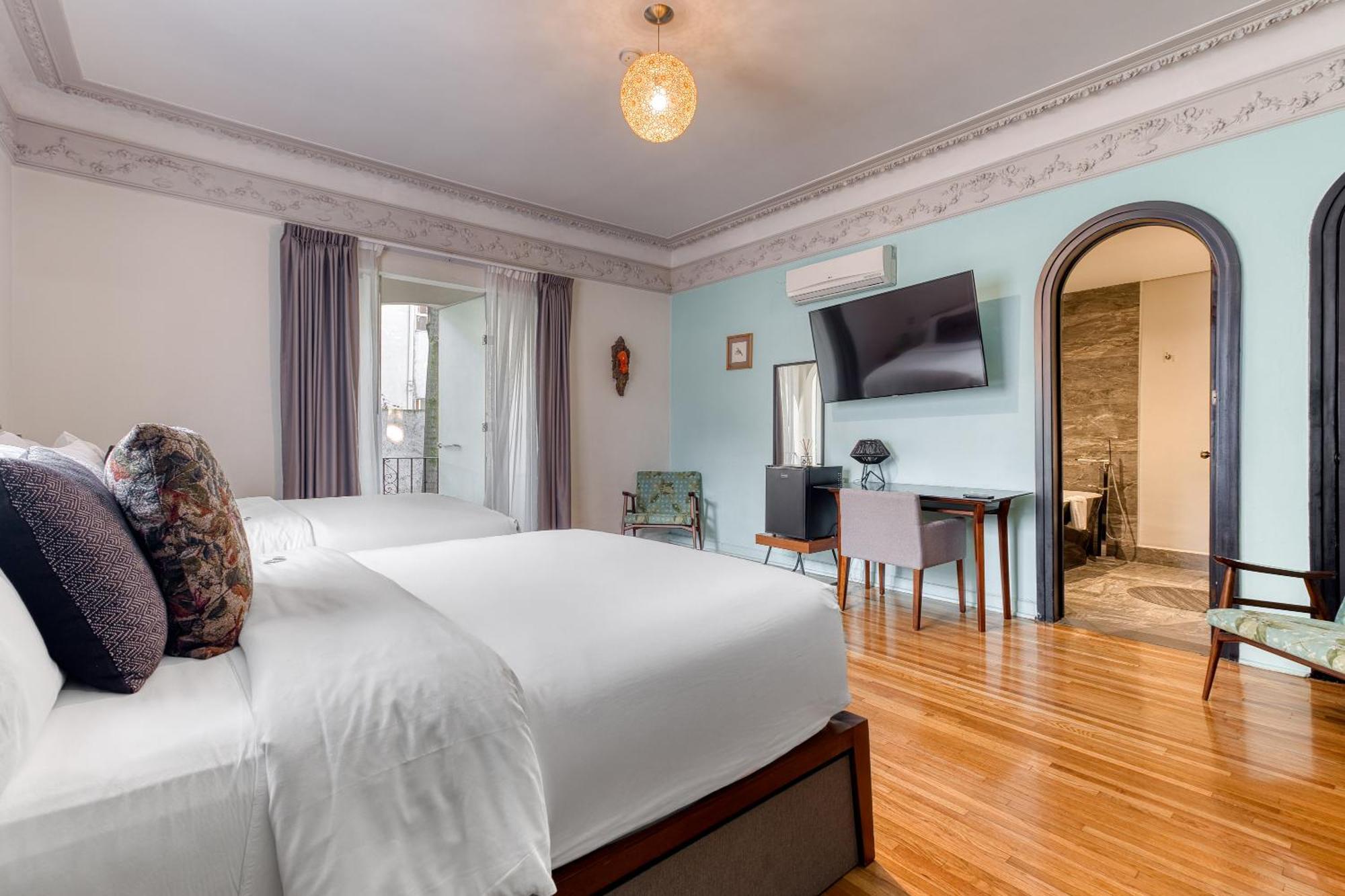 Superior Suite