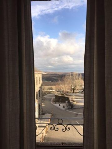 Double Room,1652794653:JPEG