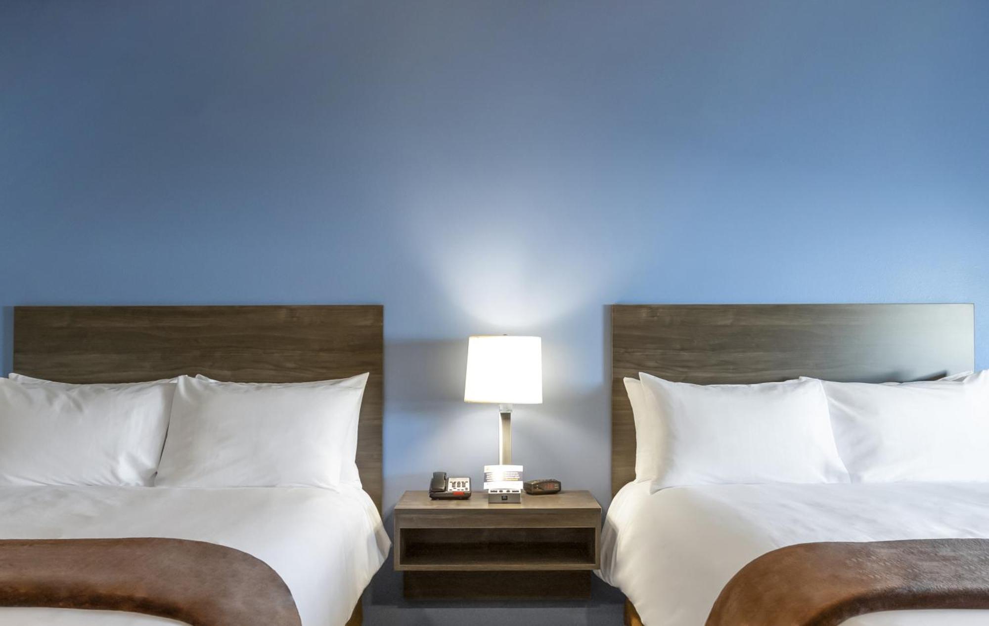 Standard Queen Room Two Queen Beds
