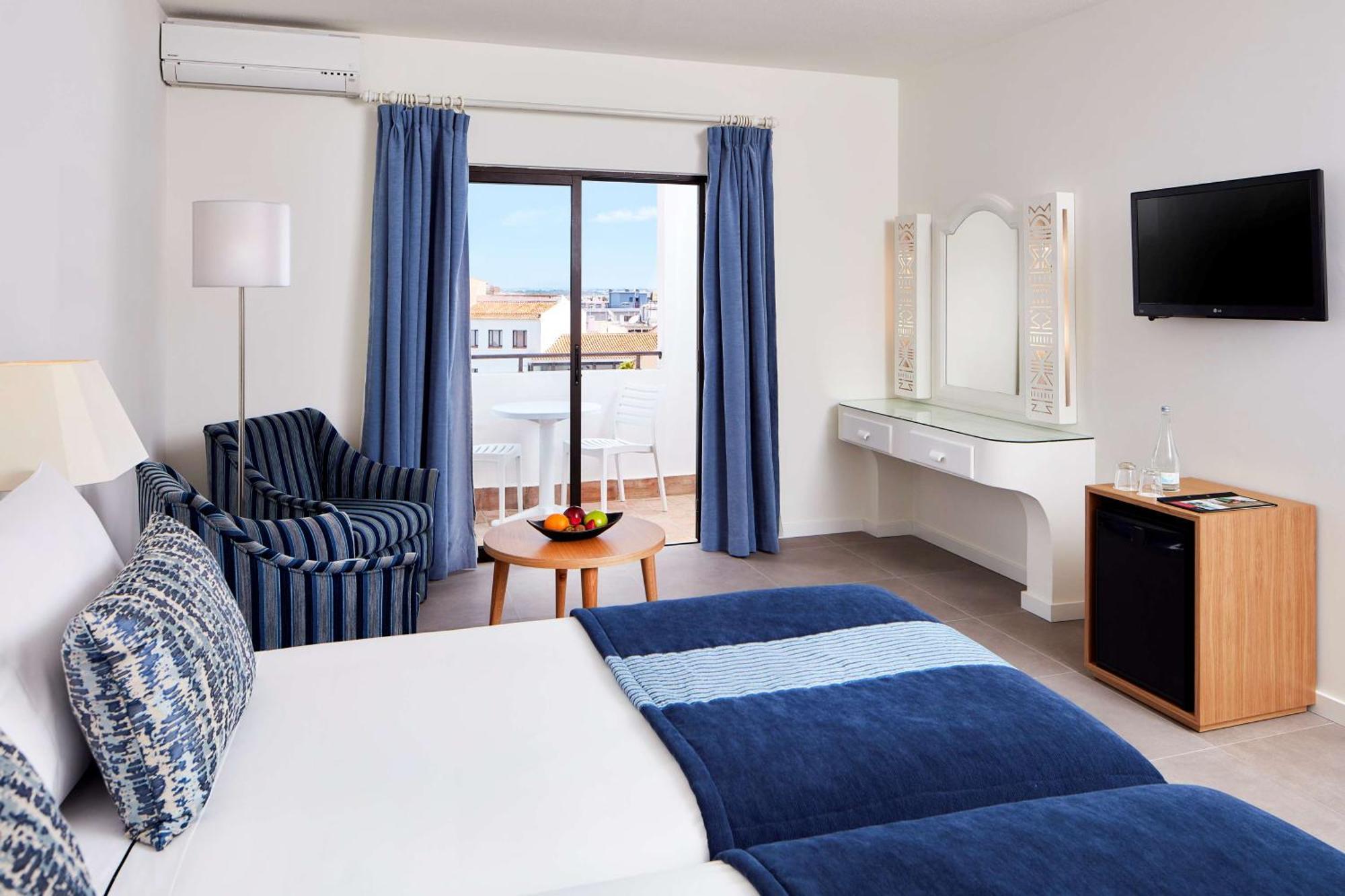 Standard XL Room