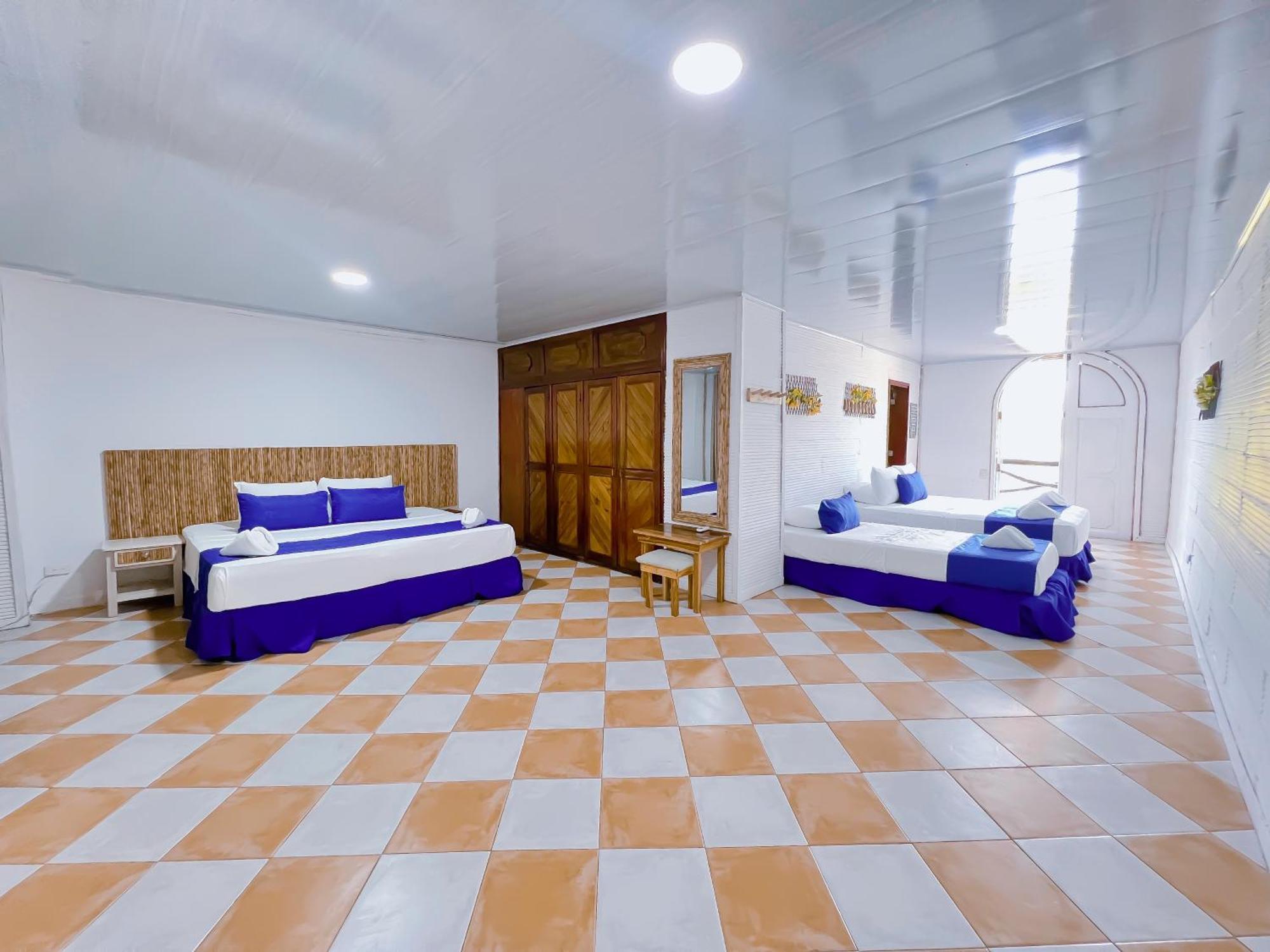 Standard Quadruple Room