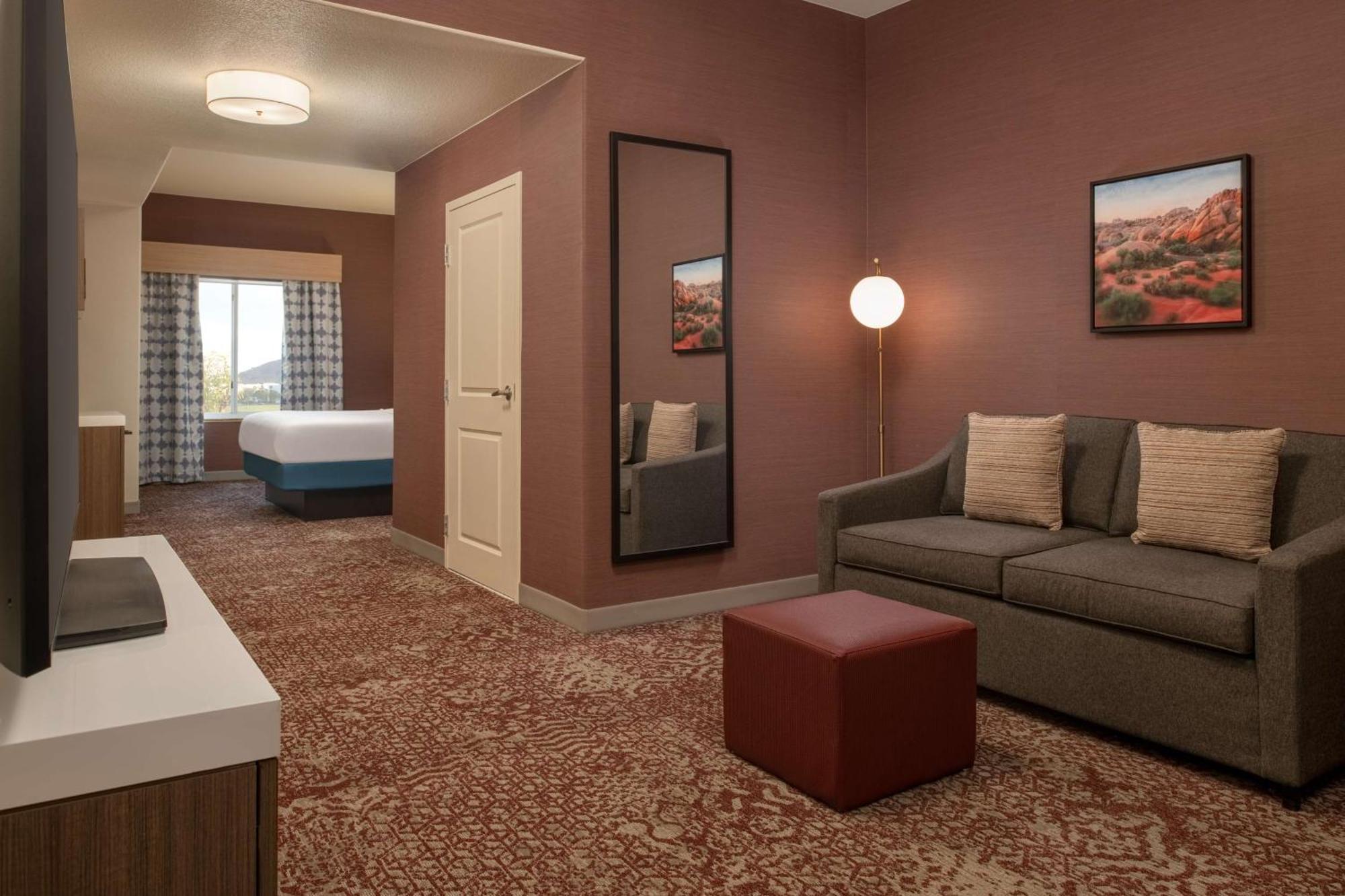 Junior King Suite